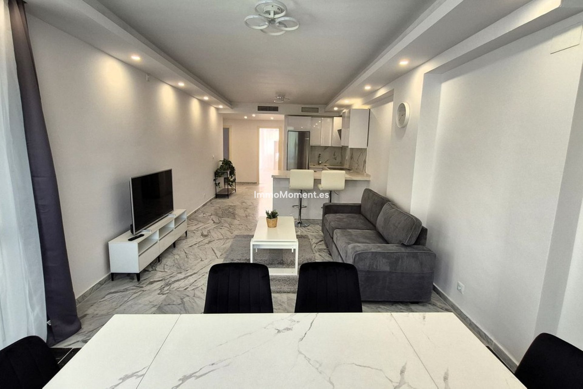 Resale - Apartment - Marbella - Bahía de Marbella