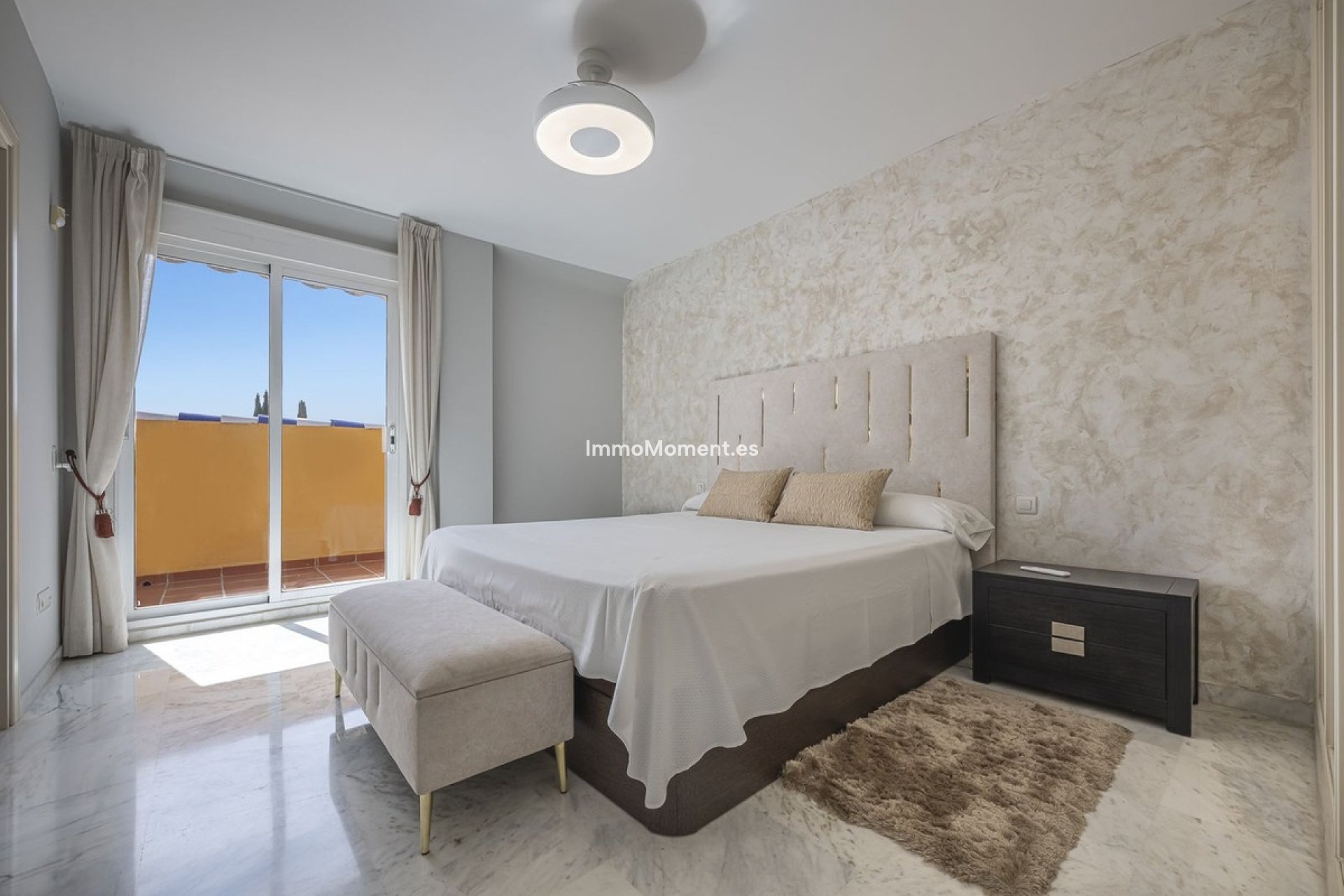 Resale - Apartment - Marbella - Bahía de Marbella