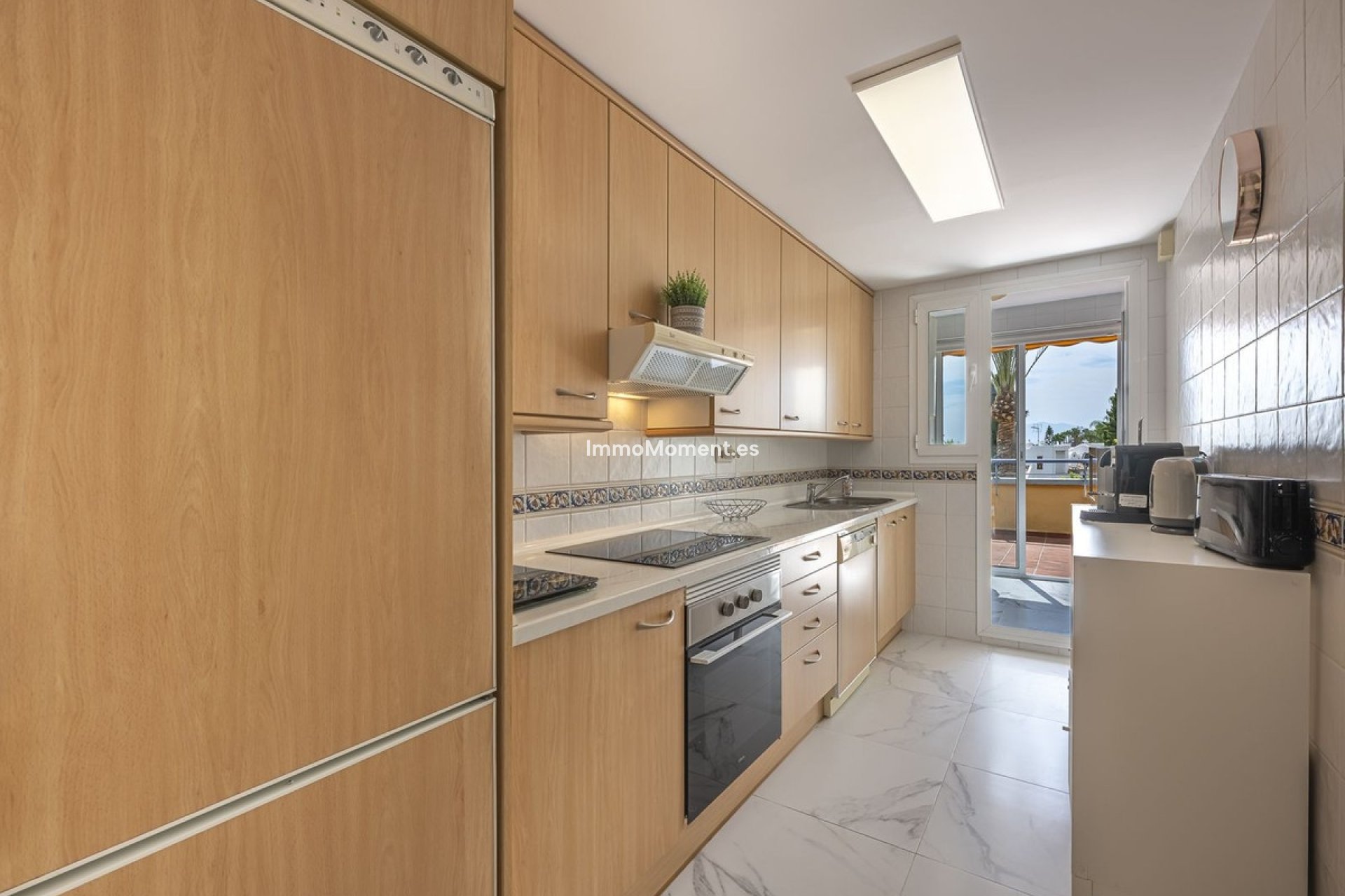 Resale - Apartment - Marbella - Bahía de Marbella