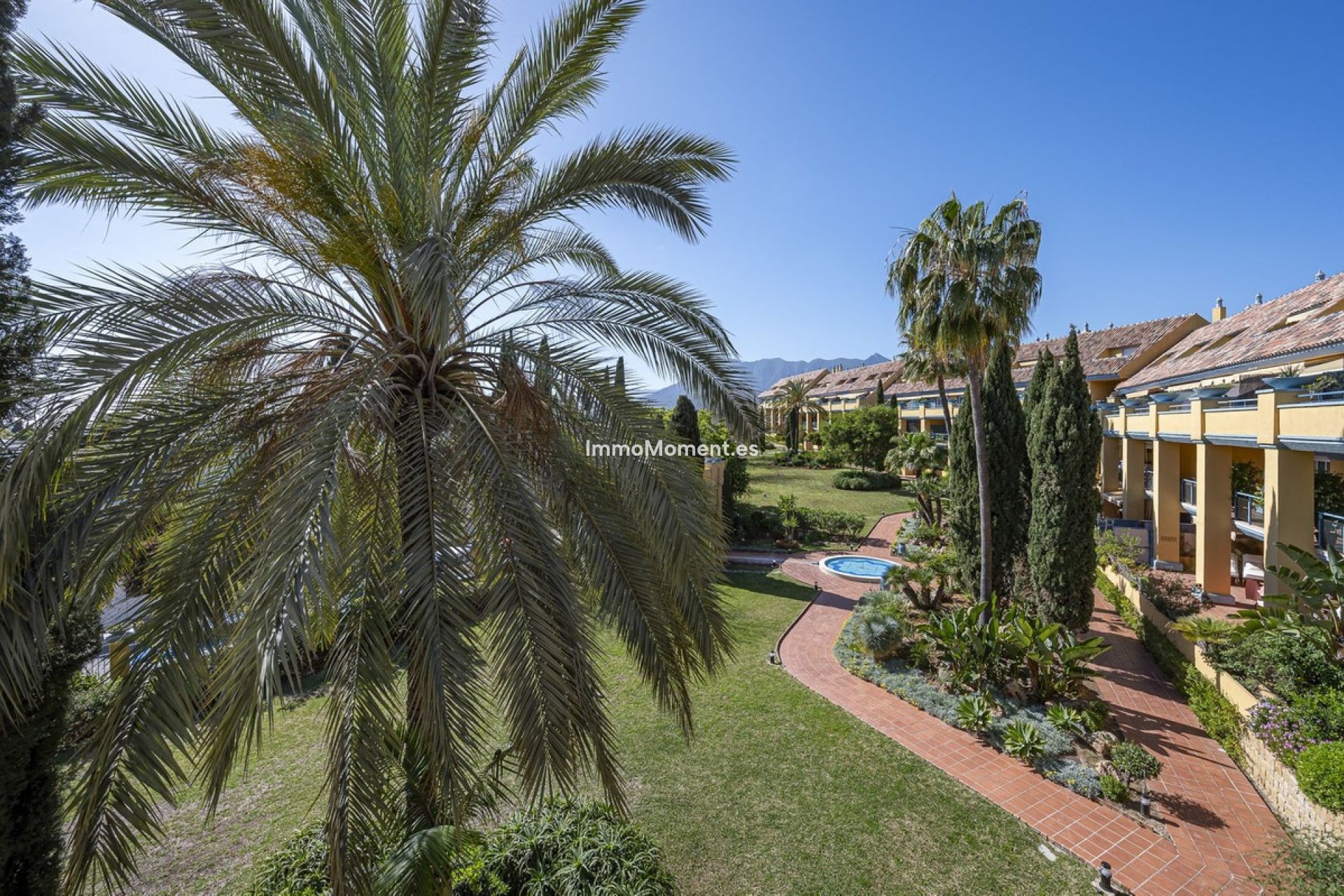 Resale - Apartment - Marbella - Bahía de Marbella