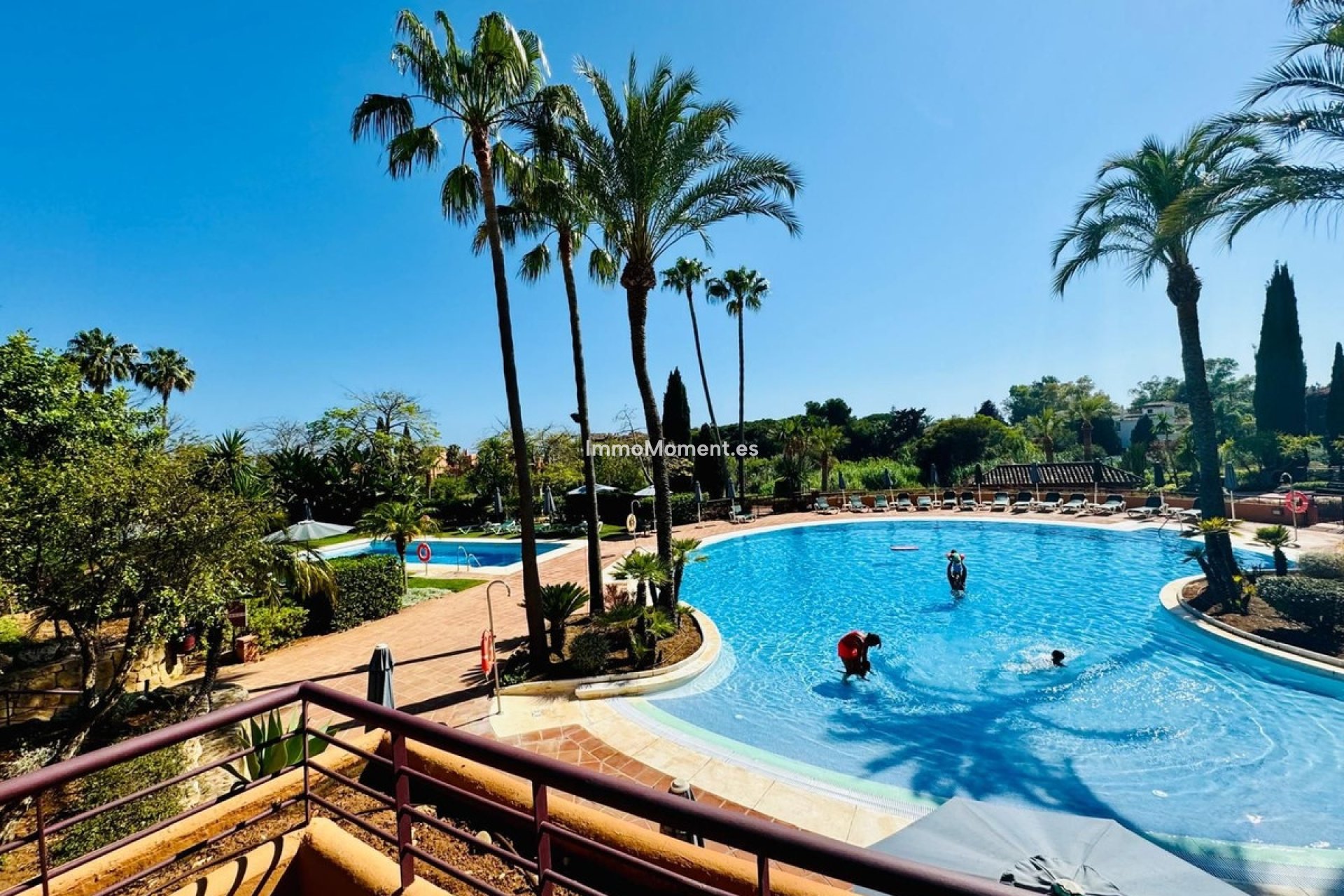 Resale - Apartment - Marbella - Bahía de Marbella