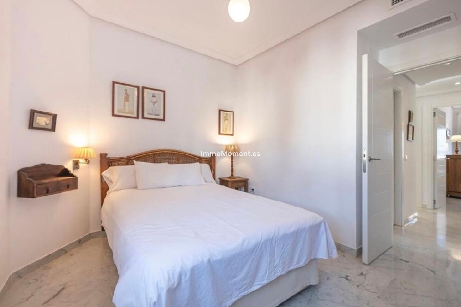 Resale - Apartment - Marbella - Bahía de Marbella