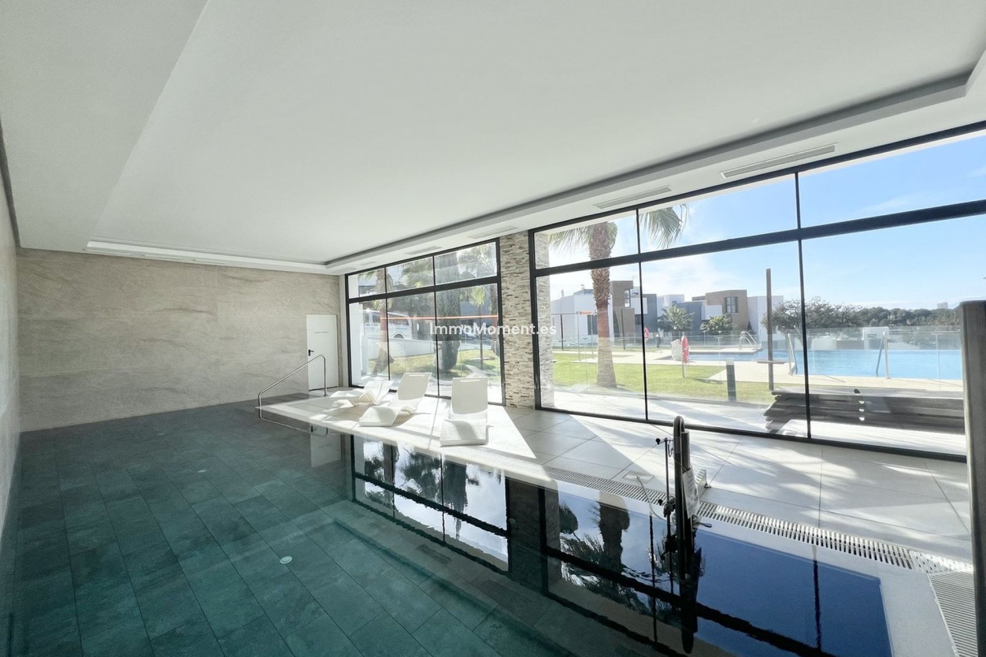 Resale - Apartment - Marbella - Cabopino