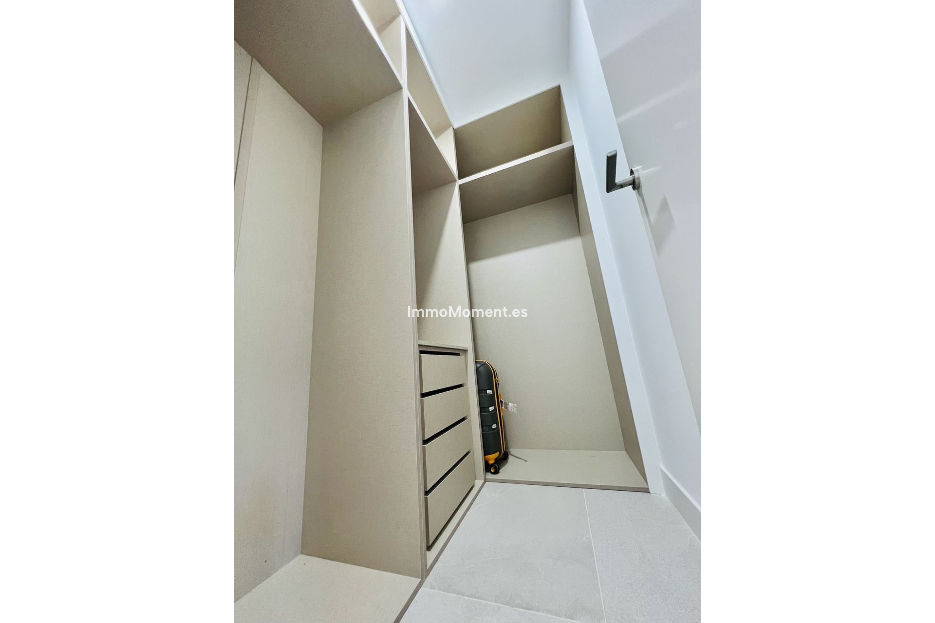 Resale - Apartment - Marbella - Cabopino