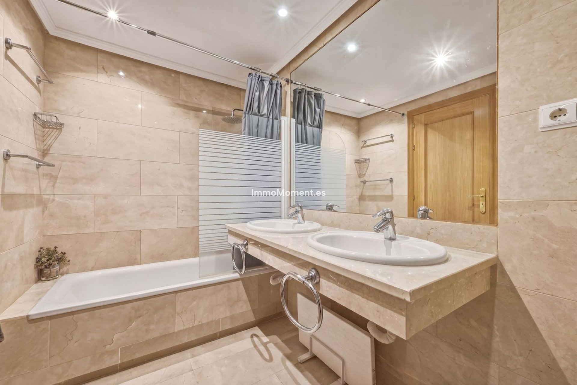 Resale - Apartment - Marbella - Carib Playa