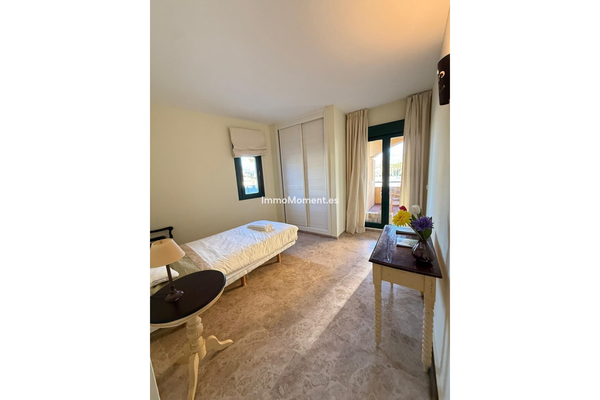 Resale - Apartment - Marbella - Cortijo Blanco