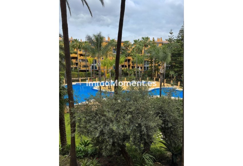 Resale - Apartment - Marbella - Cortijo Blanco