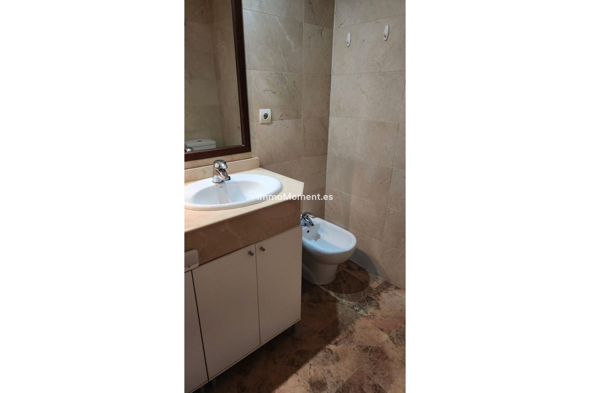 Resale - Apartment - Marbella - Cortijo Blanco