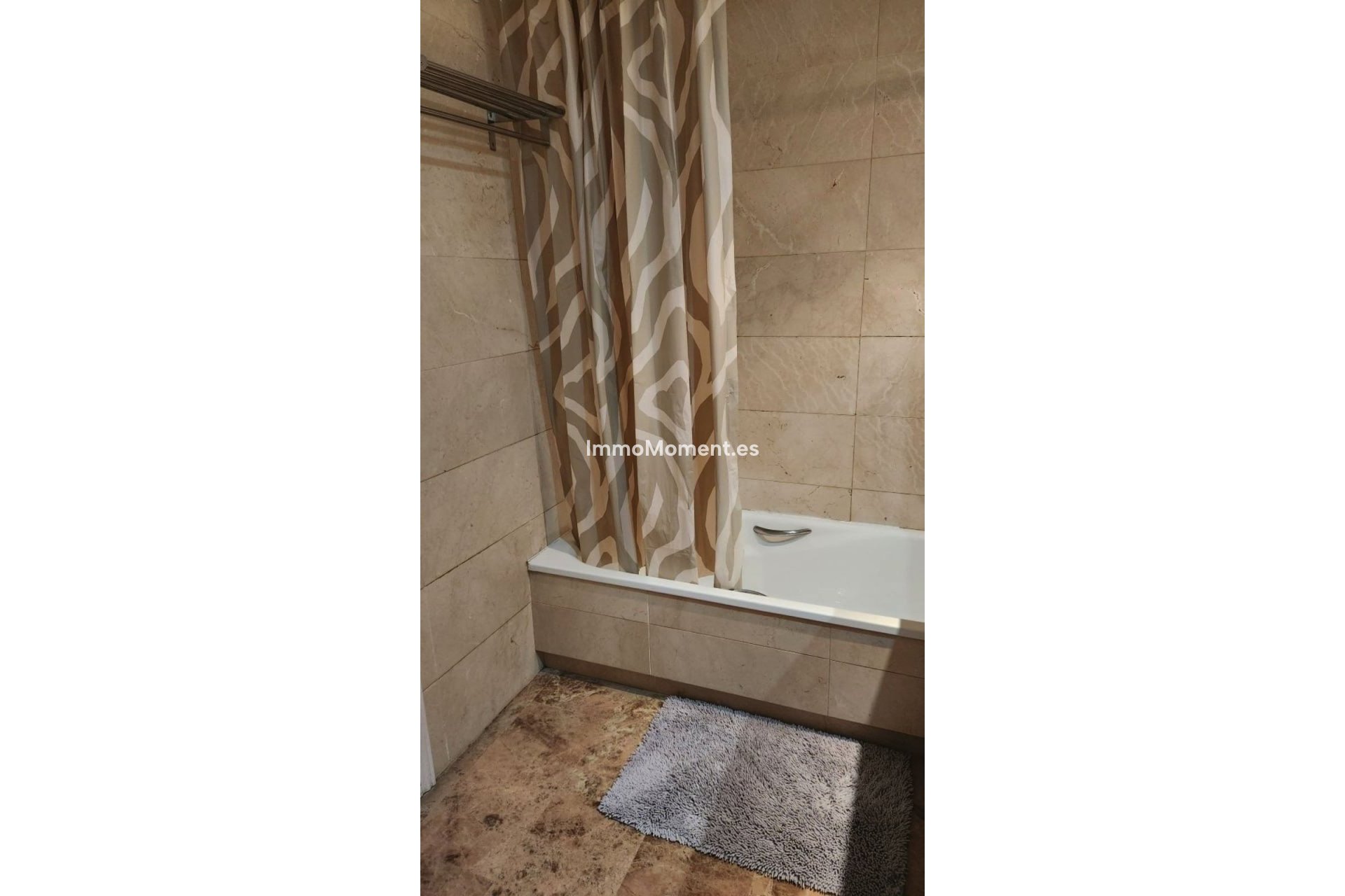 Resale - Apartment - Marbella - Cortijo Blanco