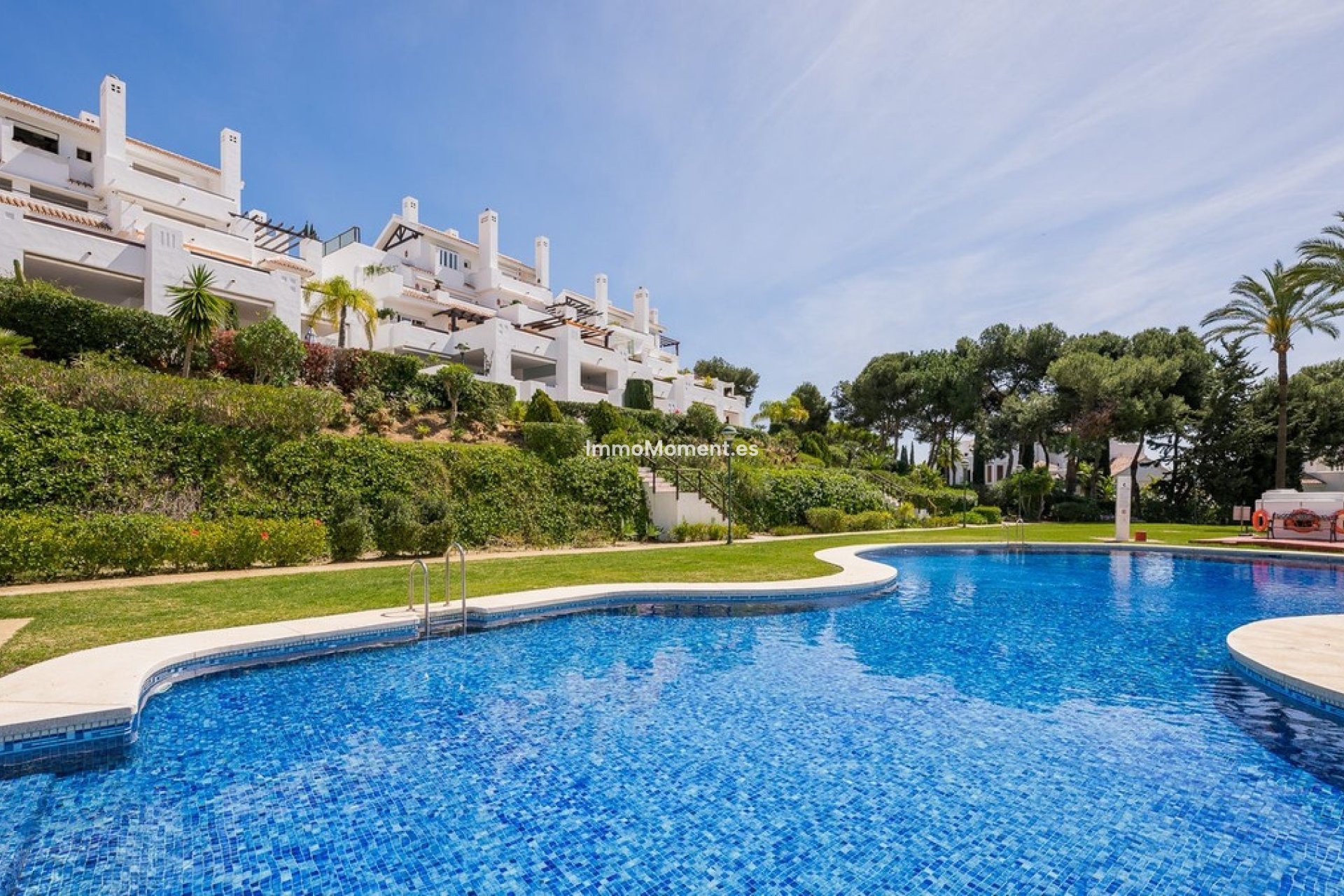 Resale - Apartment - Marbella - Costa del Sol