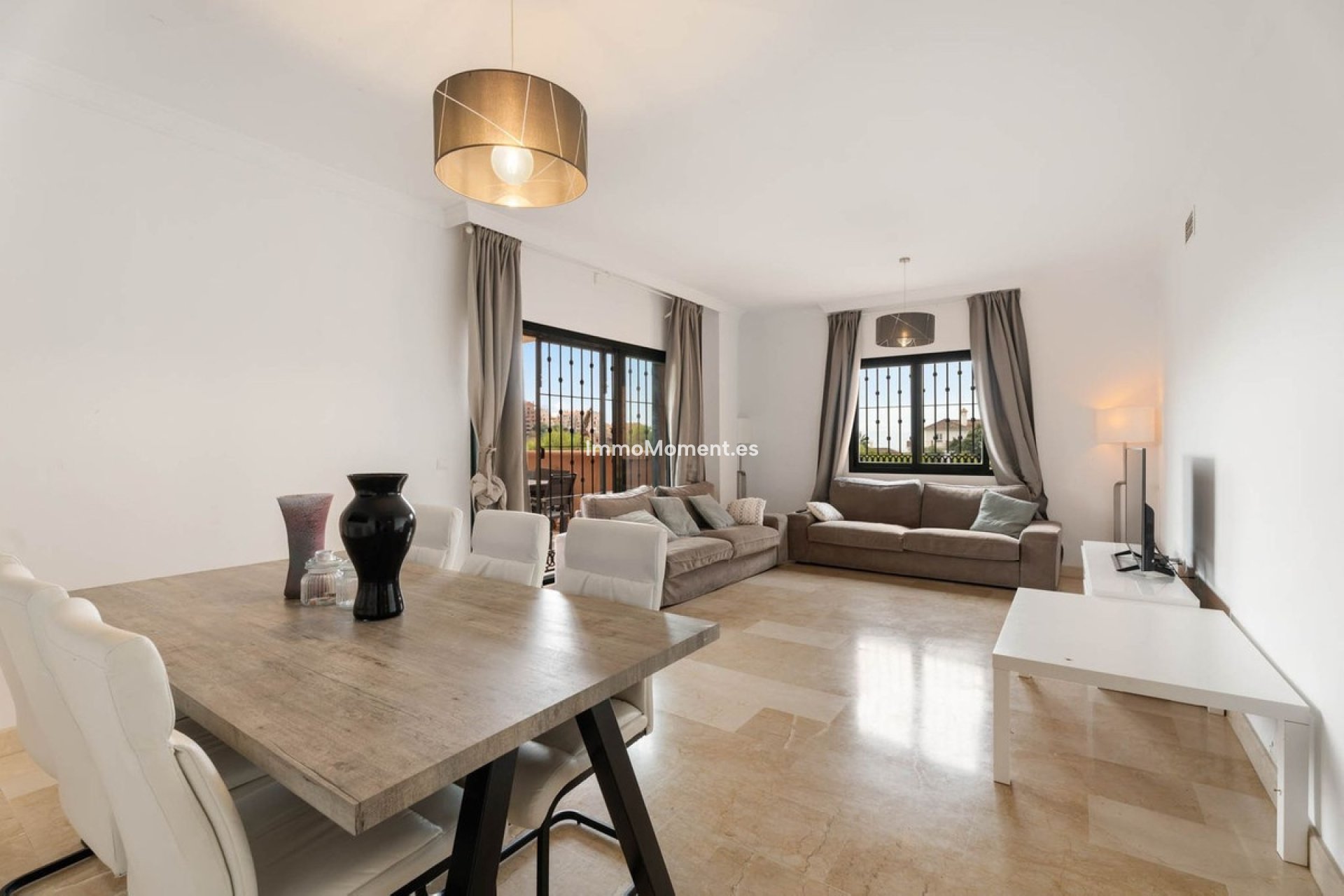 Resale - Apartment - Marbella - Elviria