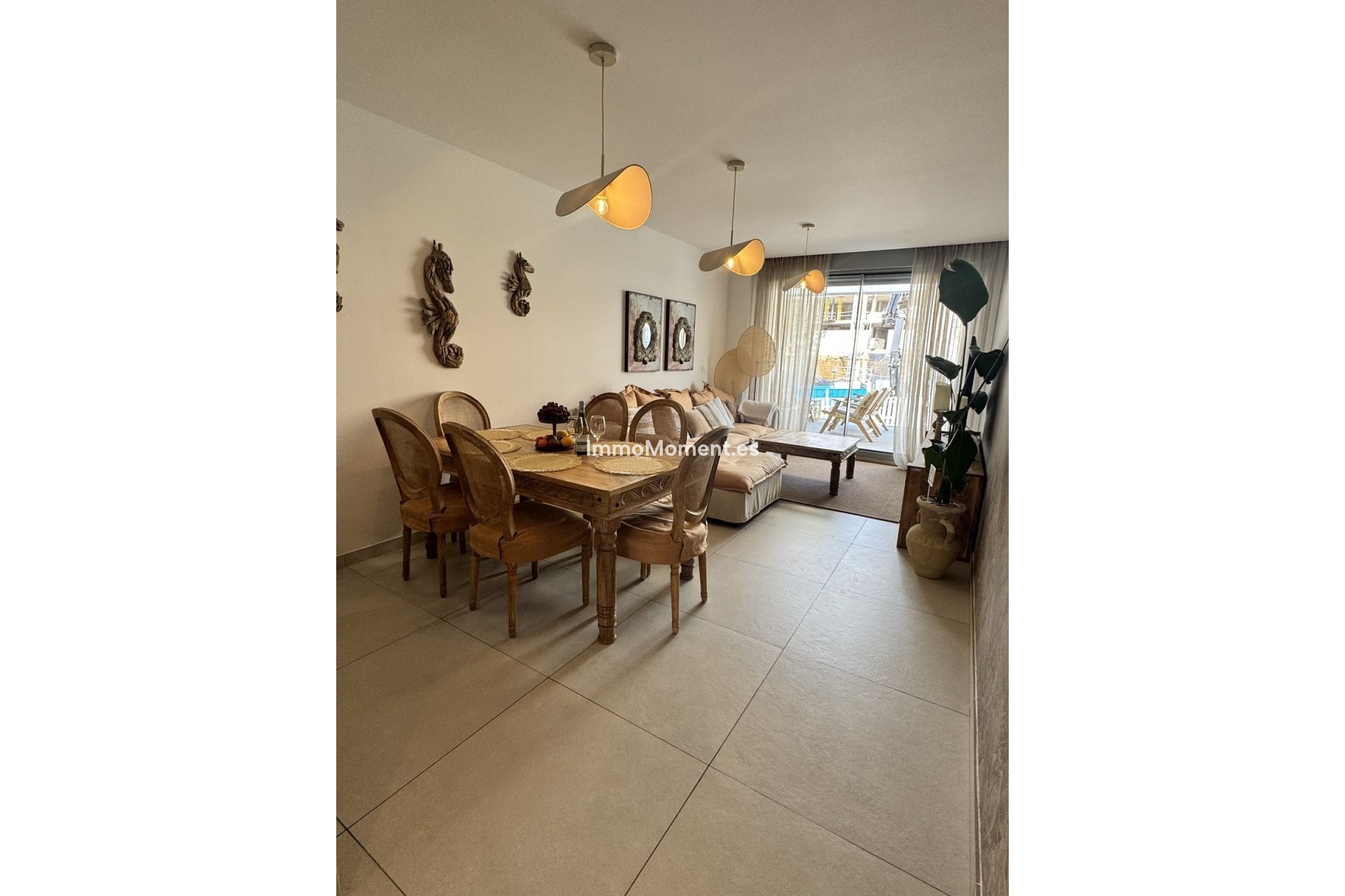 Resale - Apartment - Marbella - Elviria