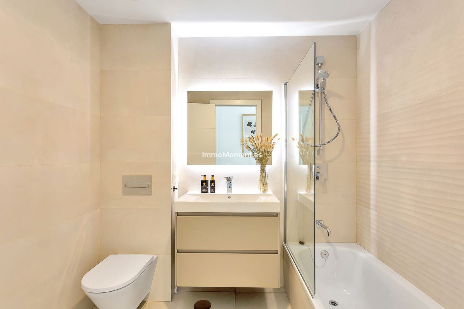 Resale - Apartment - Marbella - Elviria