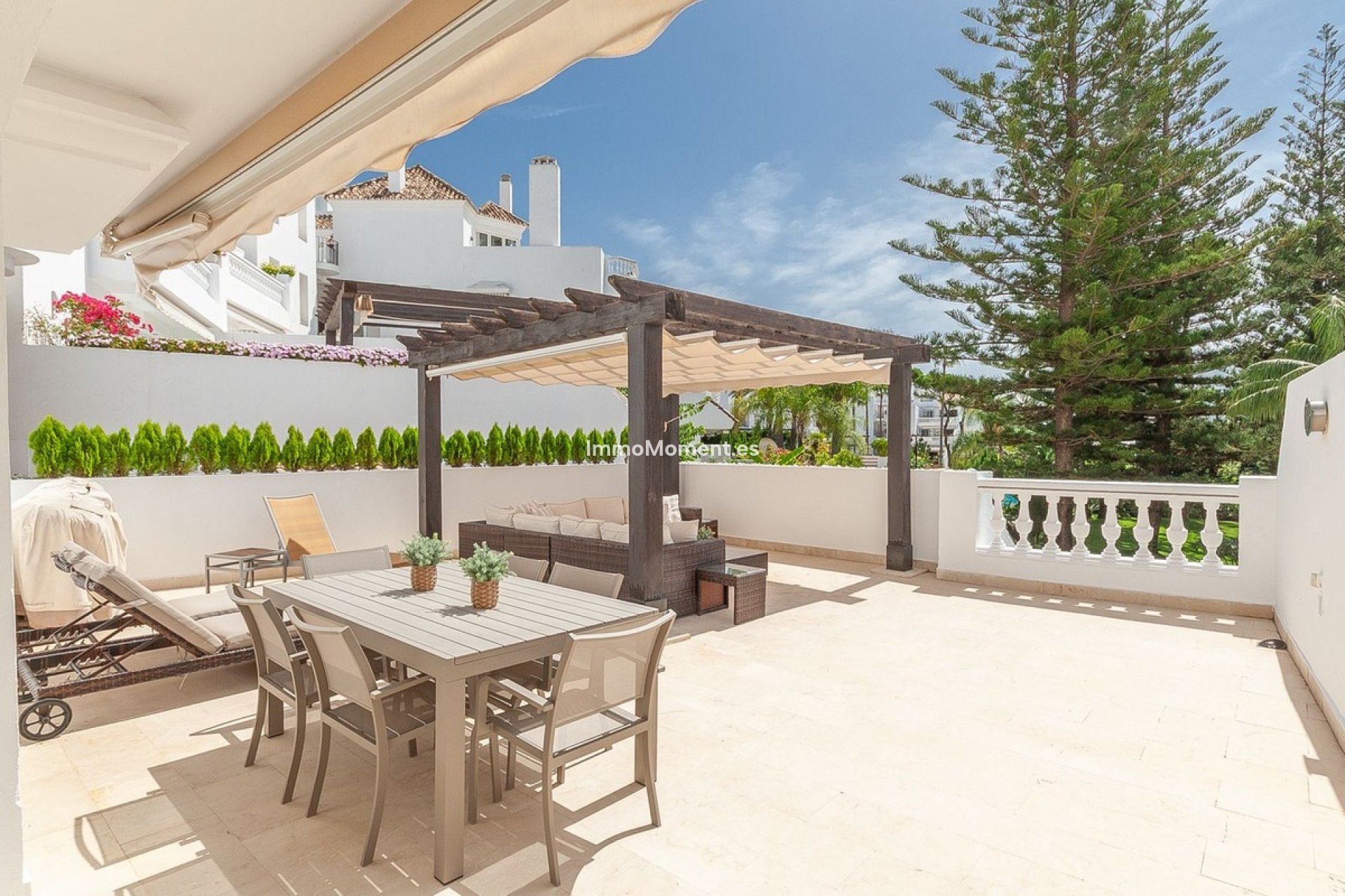 Resale - Apartment - Marbella - Elviria