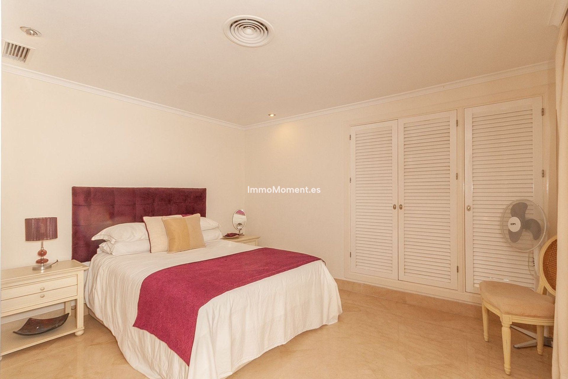 Resale - Apartment - Marbella - Elviria
