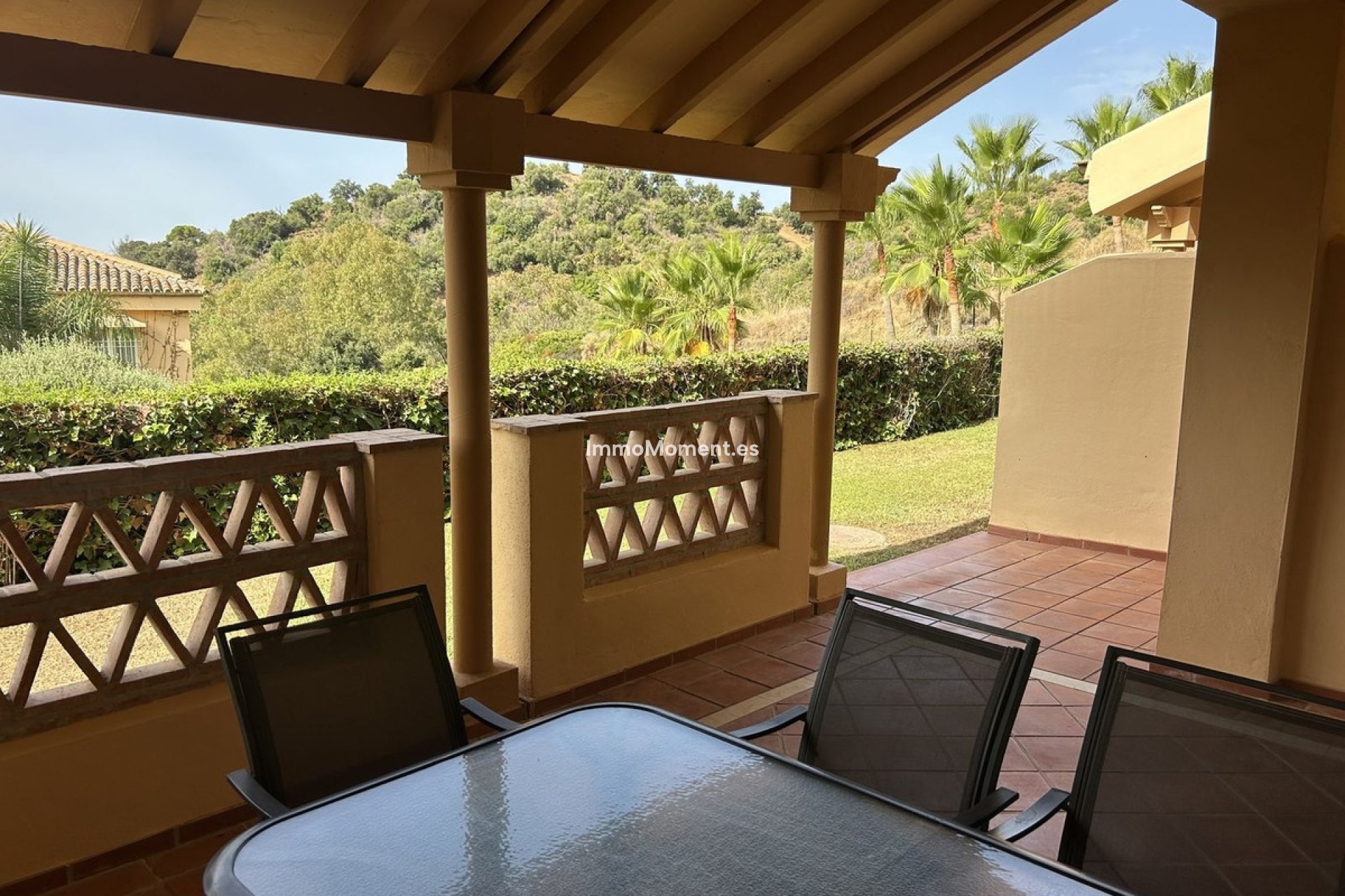 Resale - Apartment - Marbella - Elviria