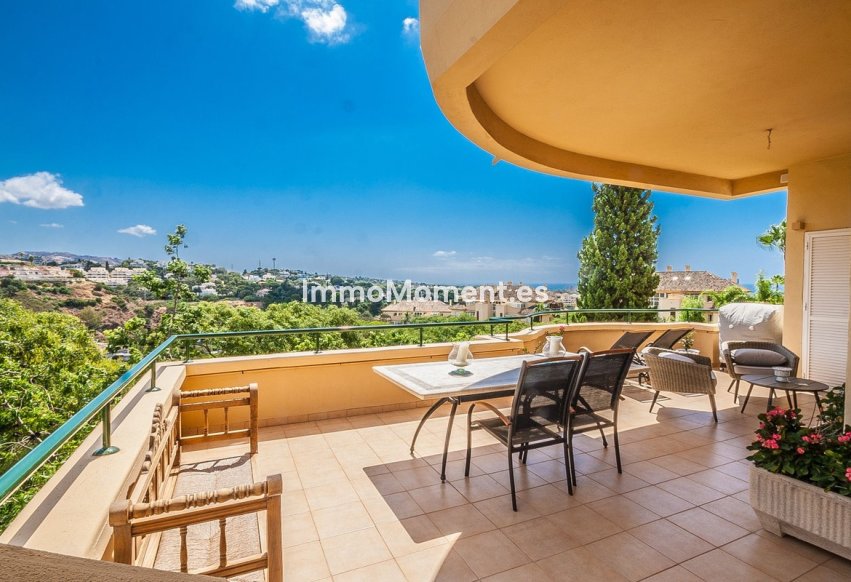 Resale - Apartment - Marbella - Elviria