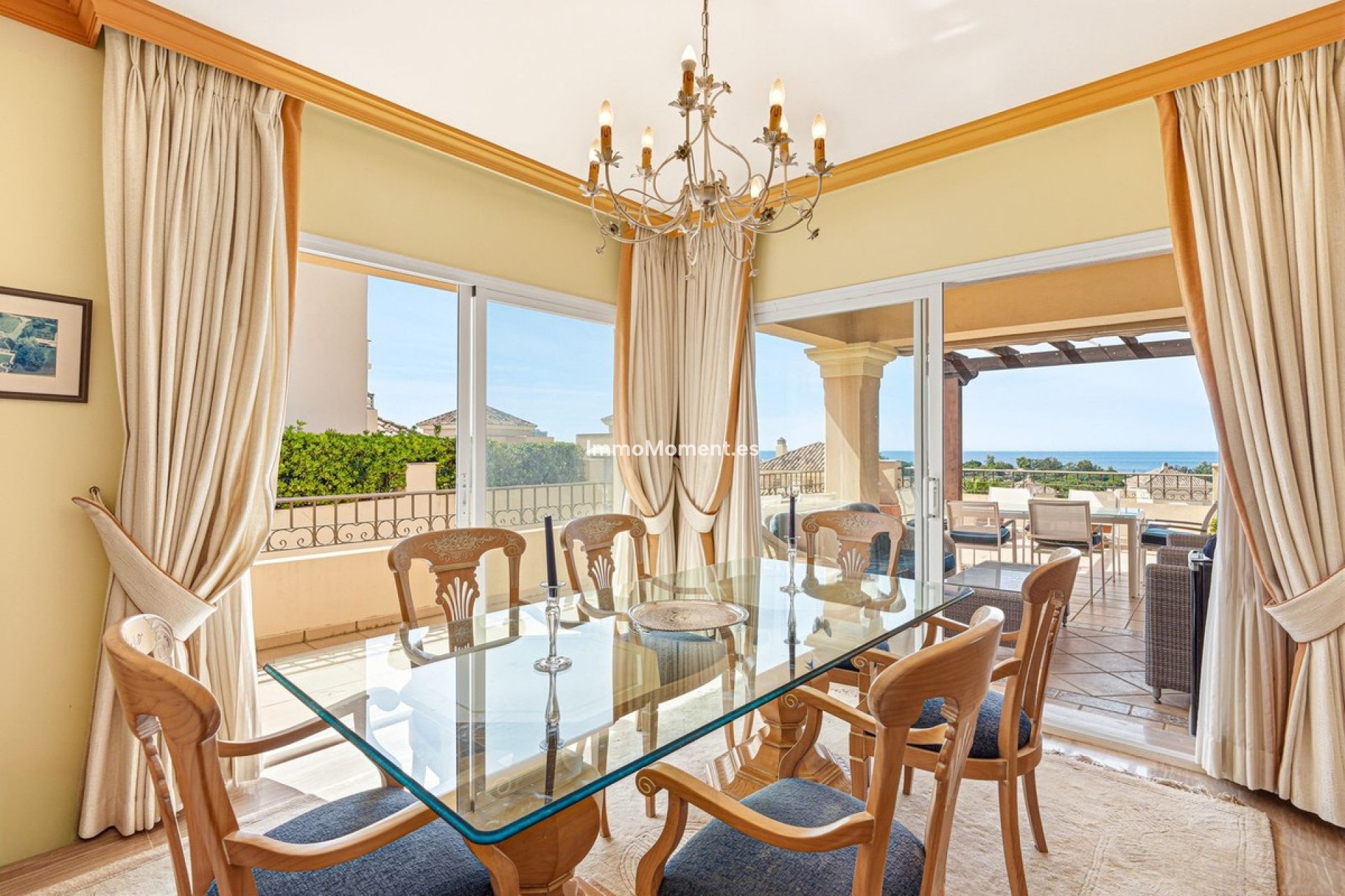 Resale - Apartment - Marbella - Elviria