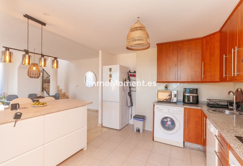 Resale - Apartment - Marbella - Elviria