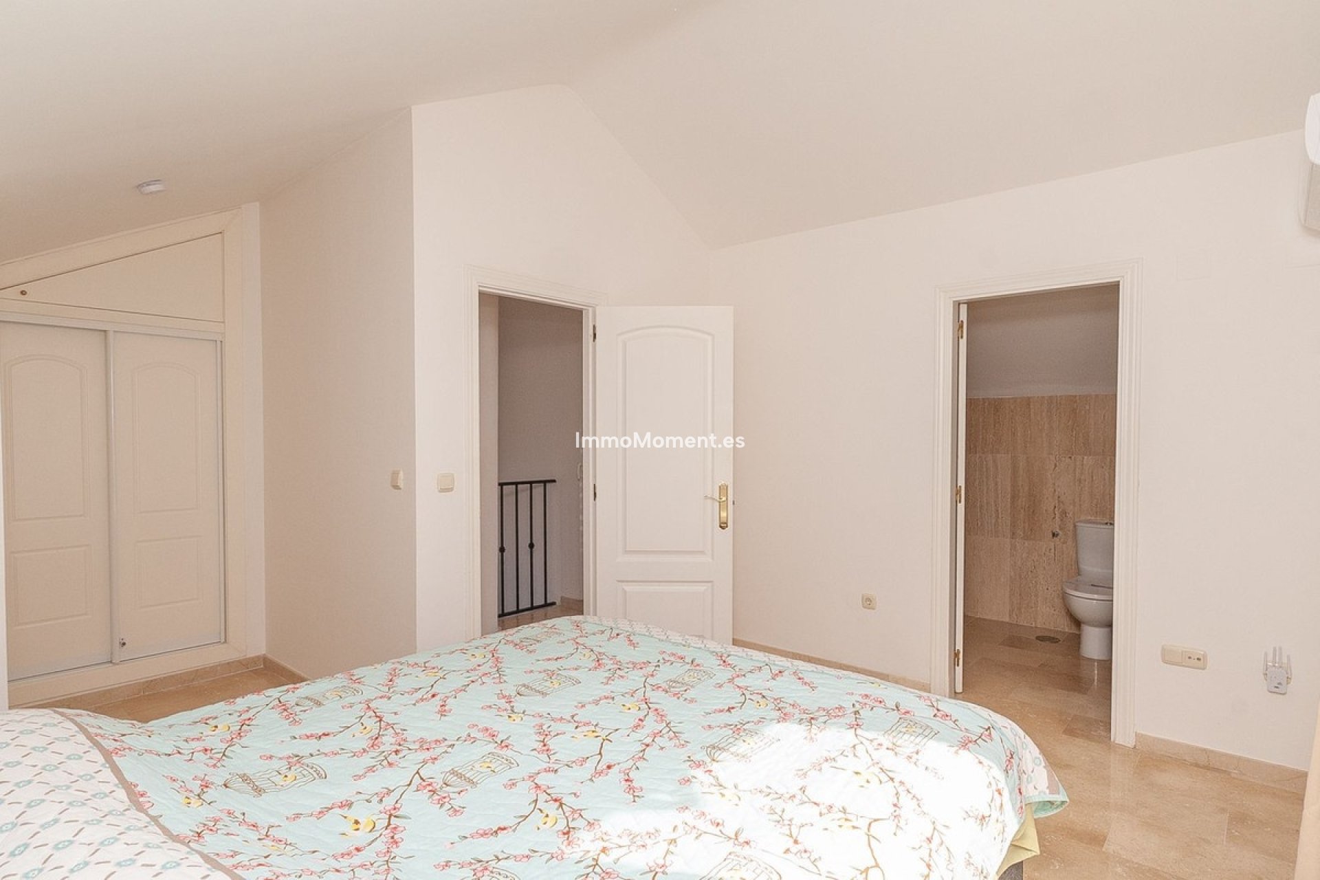 Resale - Apartment - Marbella - Elviria