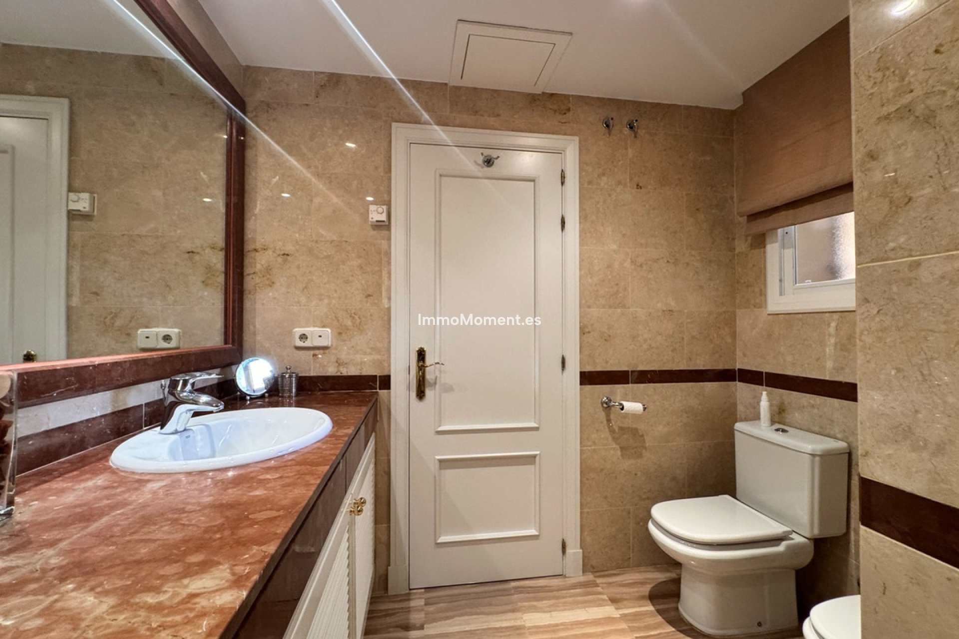 Resale - Apartment - Marbella - Elviria