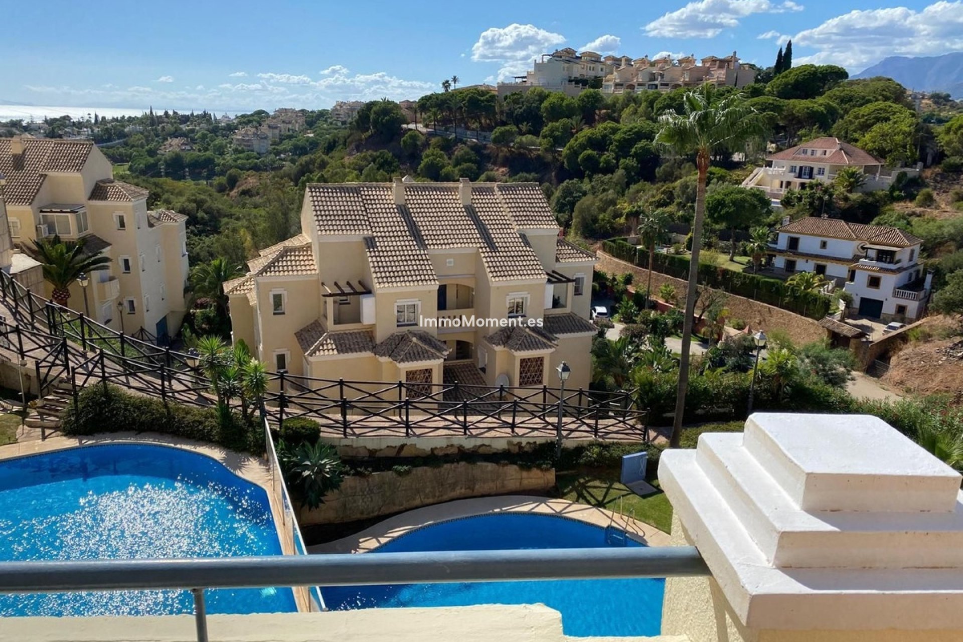 Resale - Apartment - Marbella - Elviria