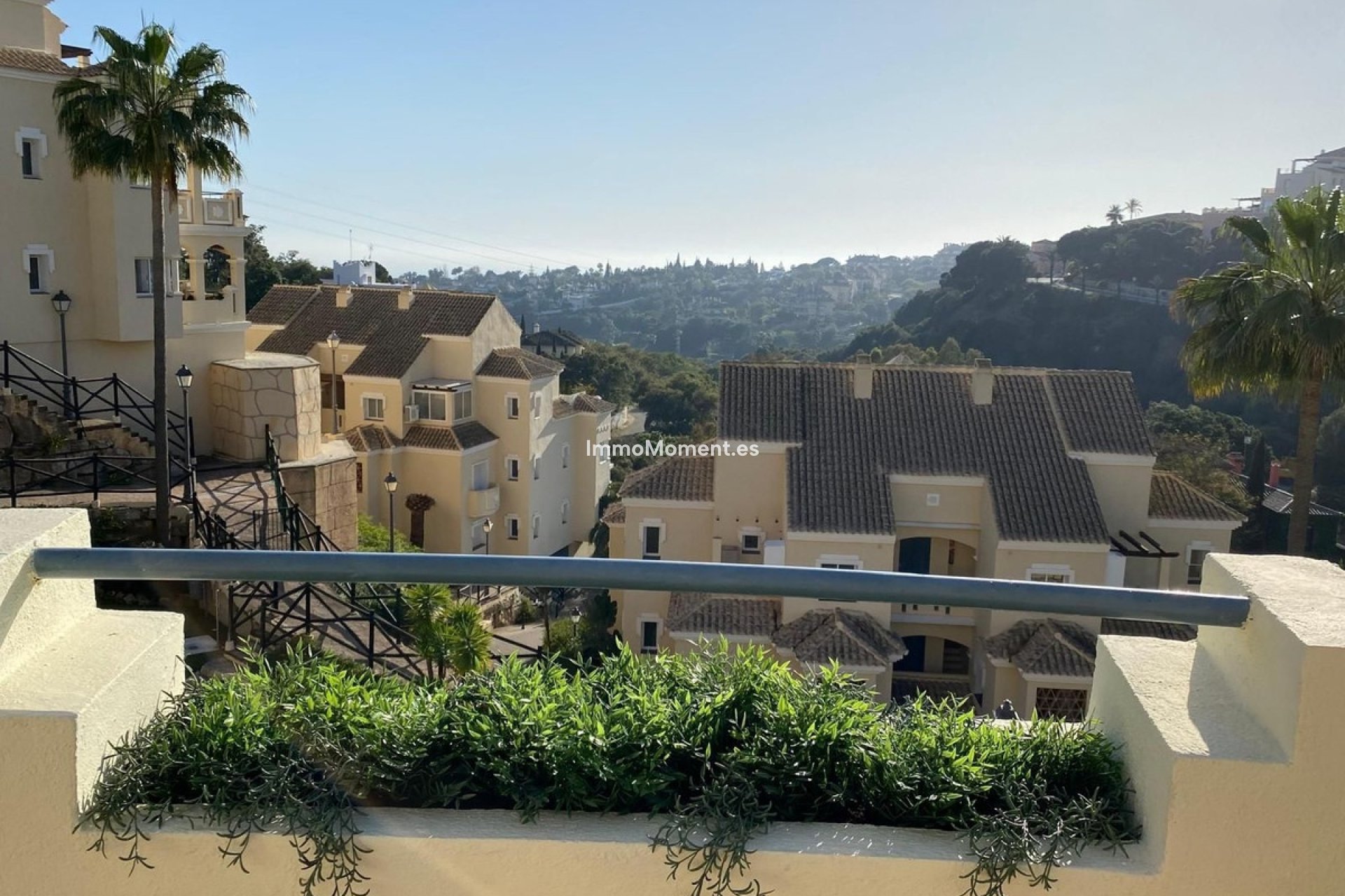 Resale - Apartment - Marbella - Elviria