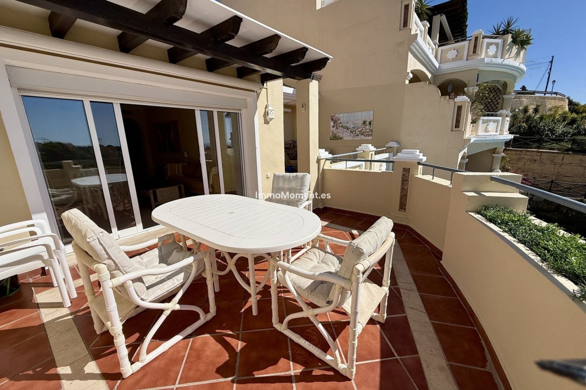 Resale - Apartment - Marbella - Elviria