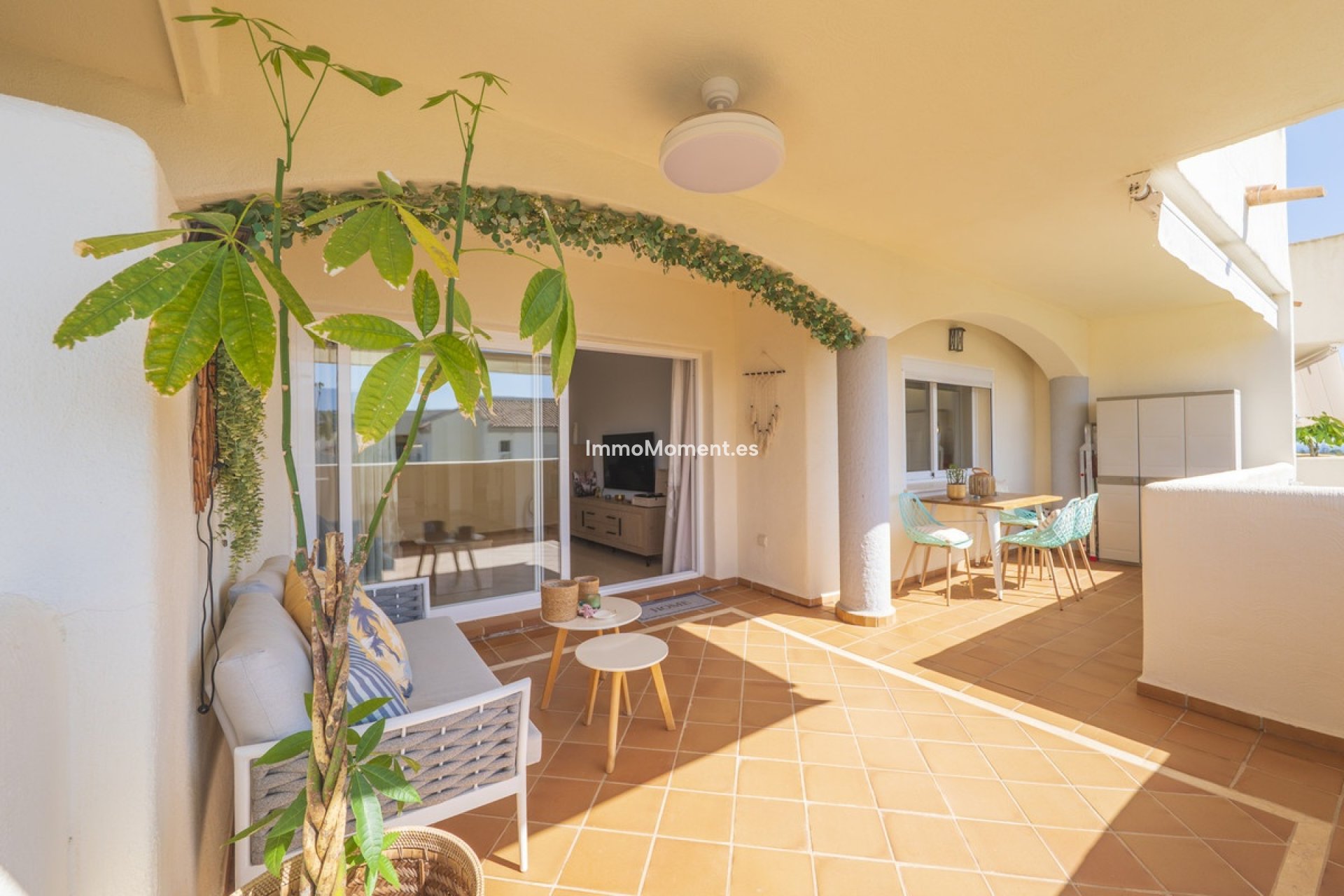 Resale - Apartment - Marbella - Elviria