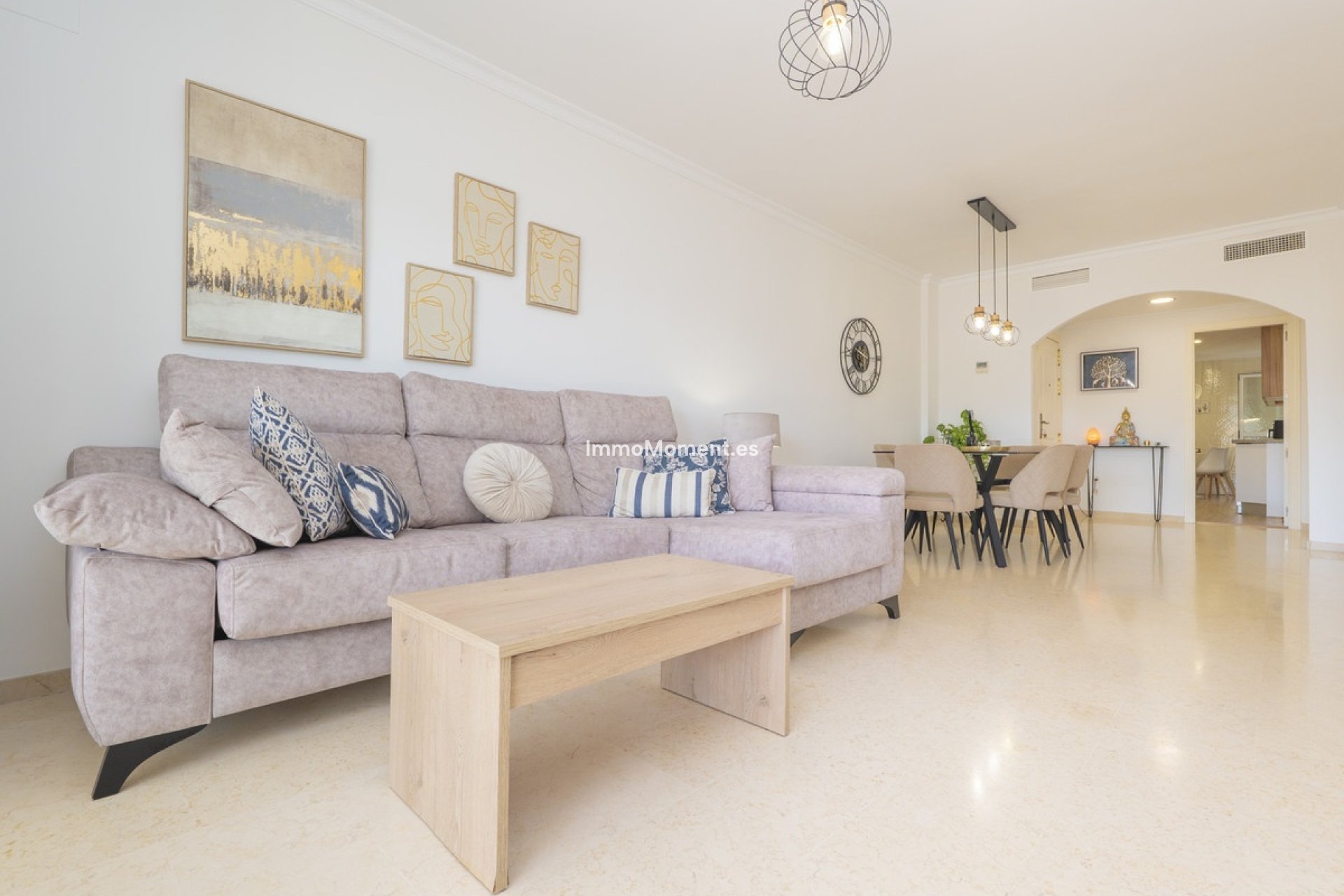 Resale - Apartment - Marbella - Elviria