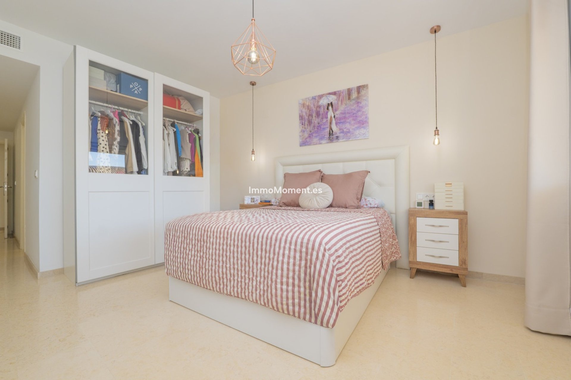 Resale - Apartment - Marbella - Elviria