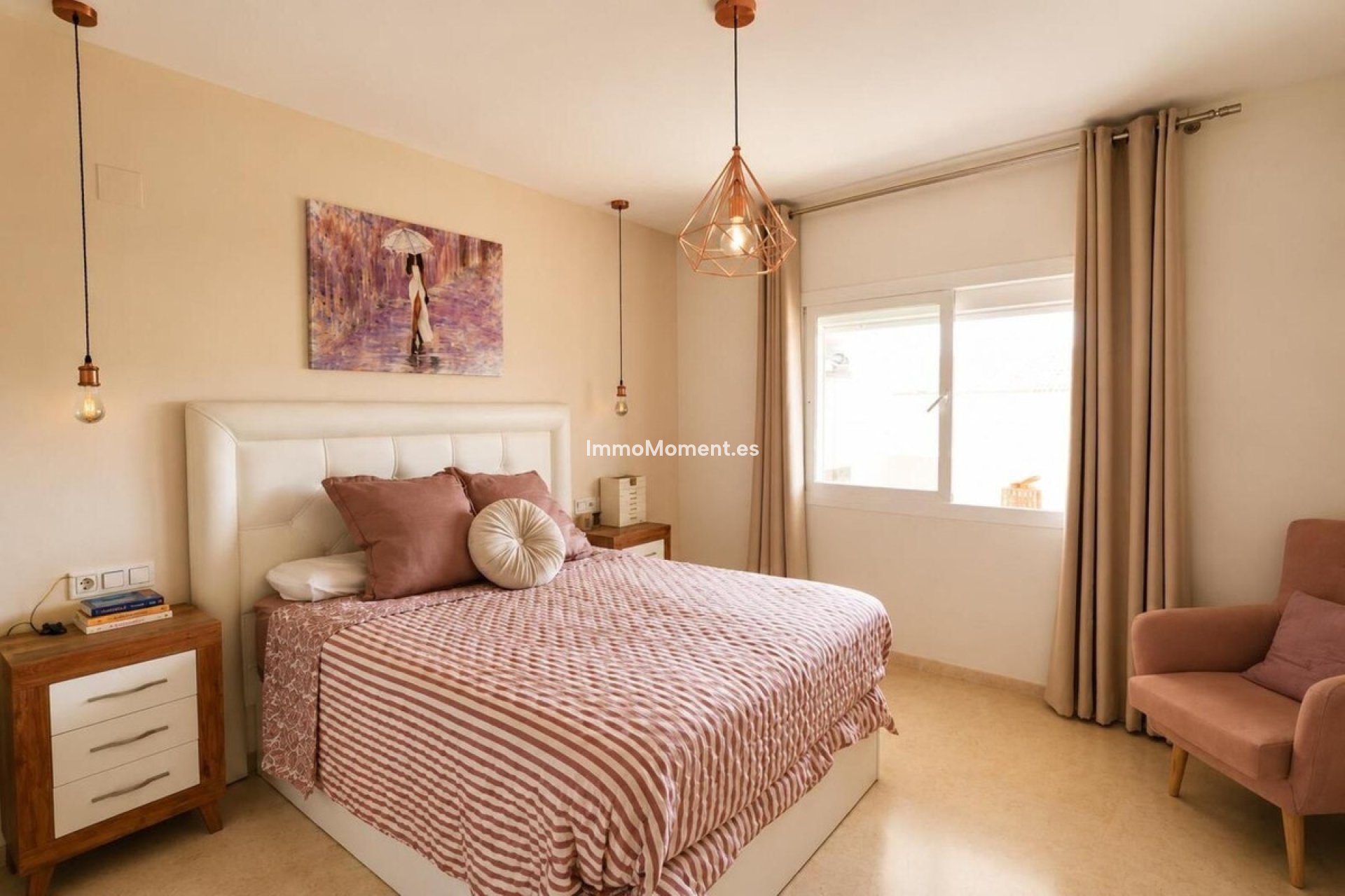 Resale - Apartment - Marbella - Elviria