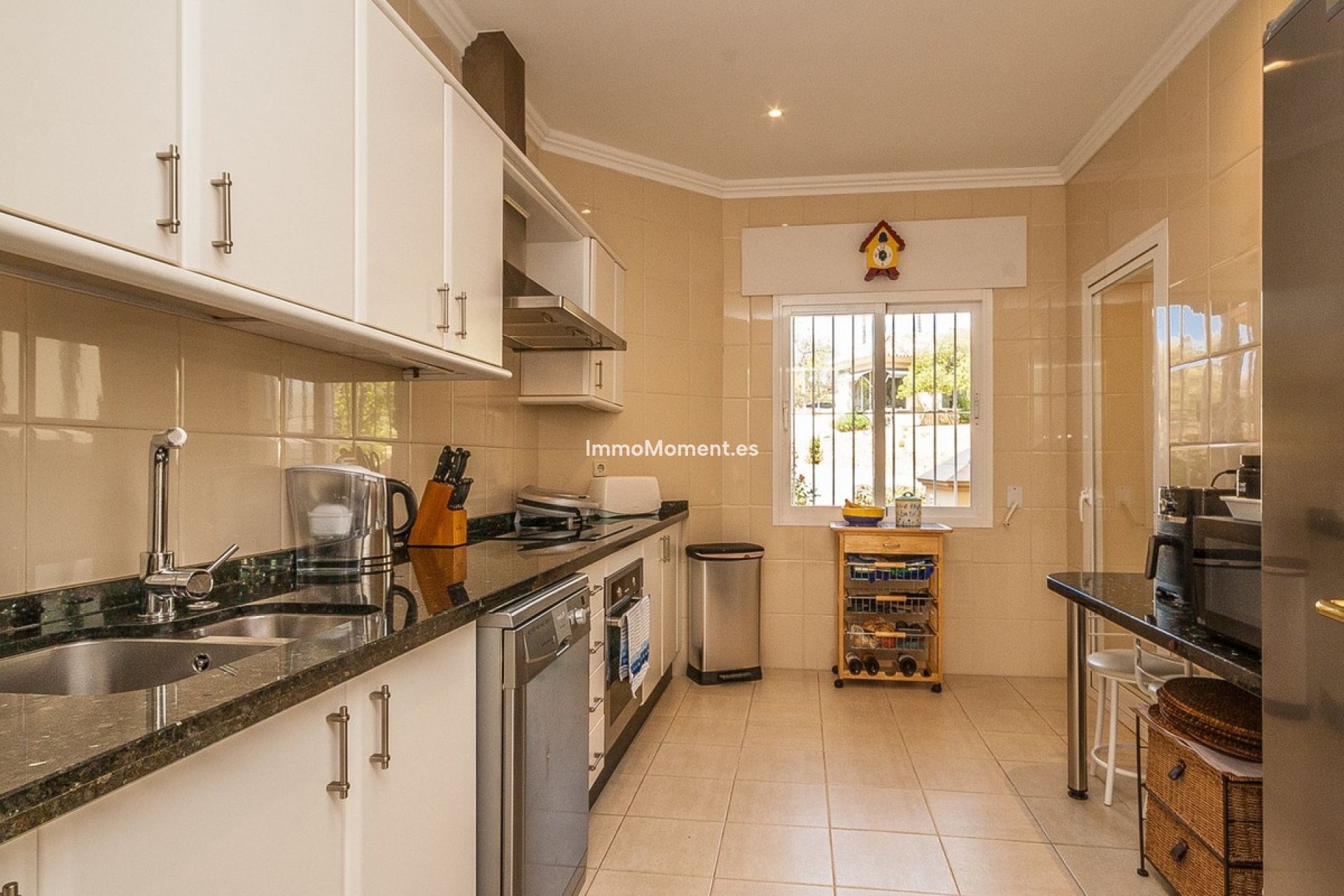 Resale - Apartment - Marbella - Elviria