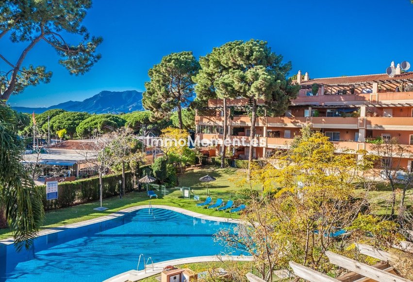 Resale - Apartment - Marbella - Elviria