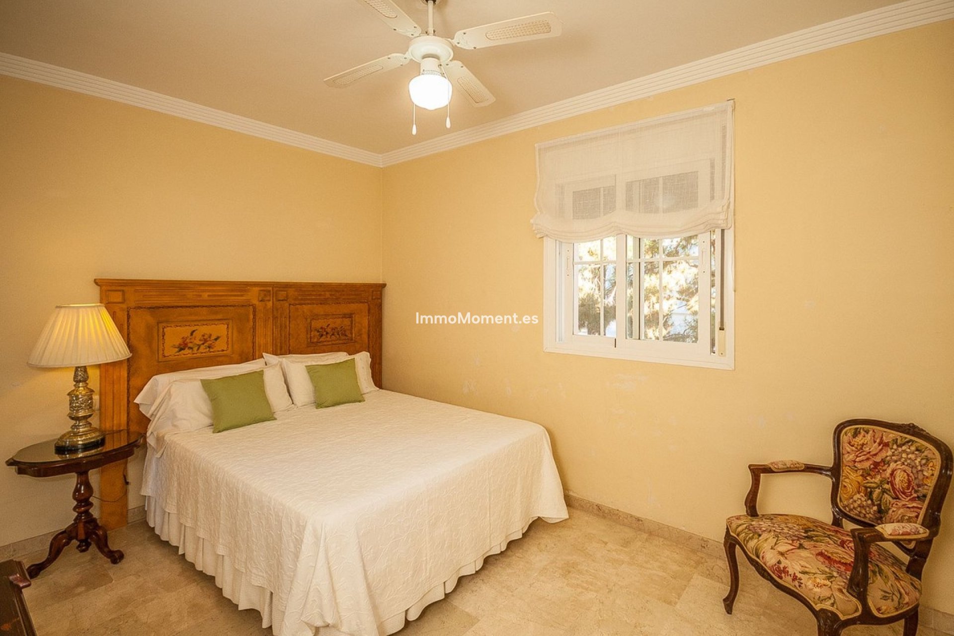 Resale - Apartment - Marbella - Elviria