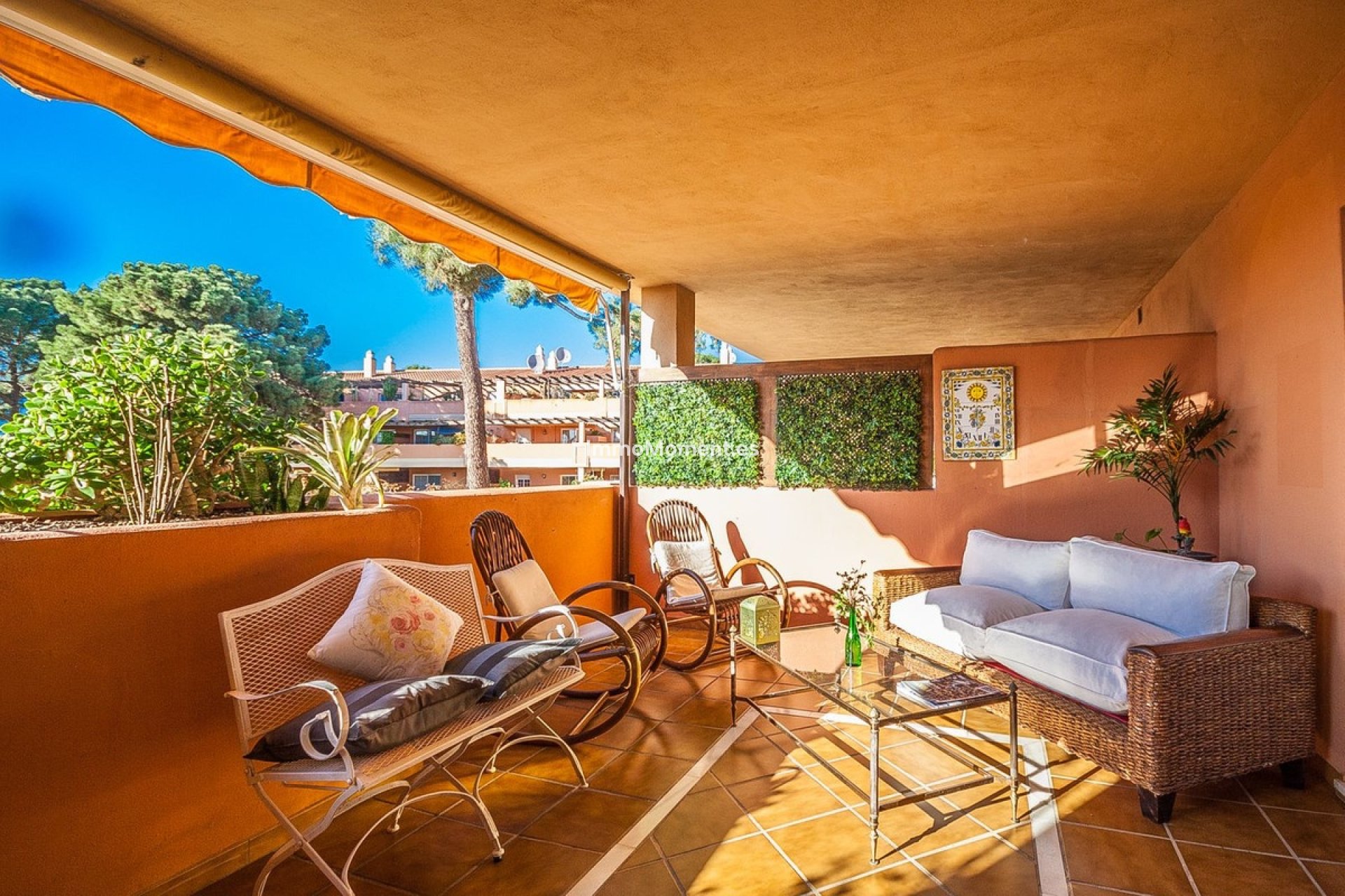 Resale - Apartment - Marbella - Elviria