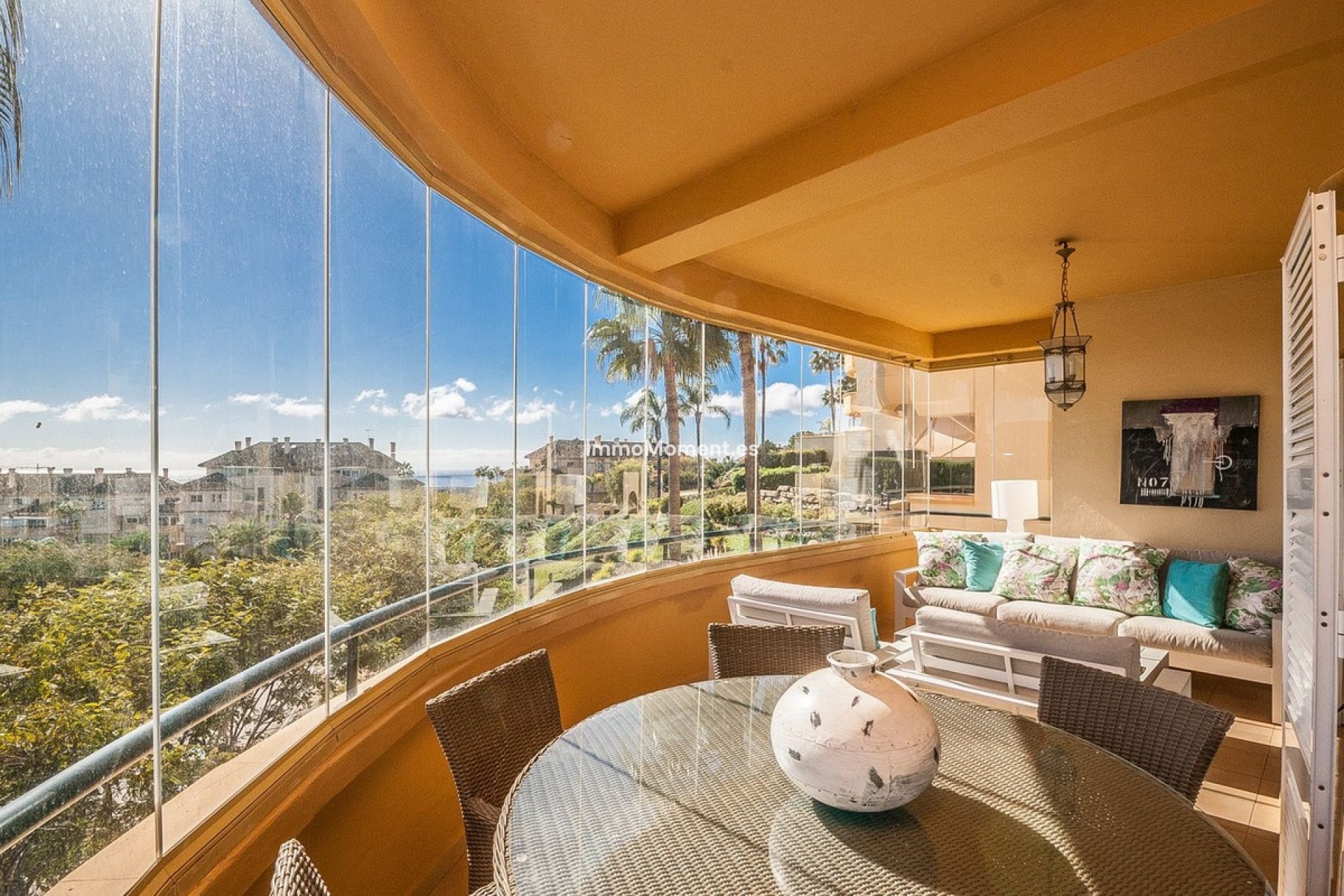 Resale - Apartment - Marbella - Elviria