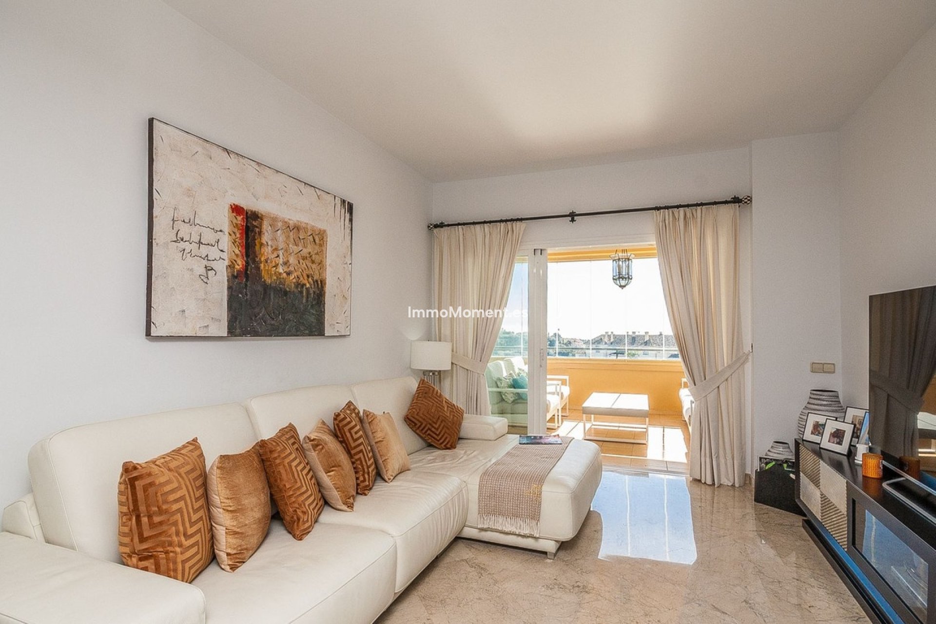 Resale - Apartment - Marbella - Elviria