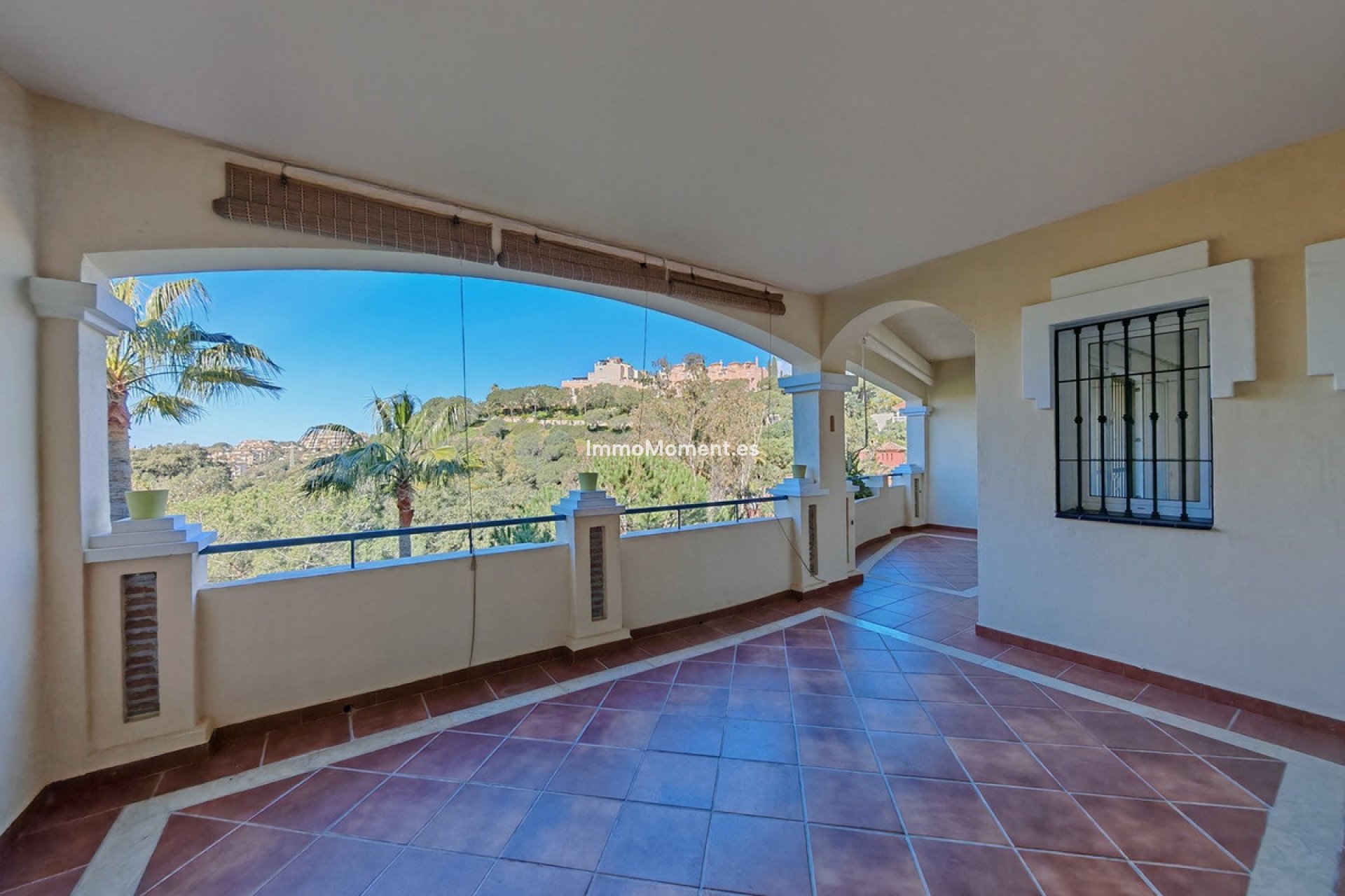 Resale - Apartment - Marbella - Elviria
