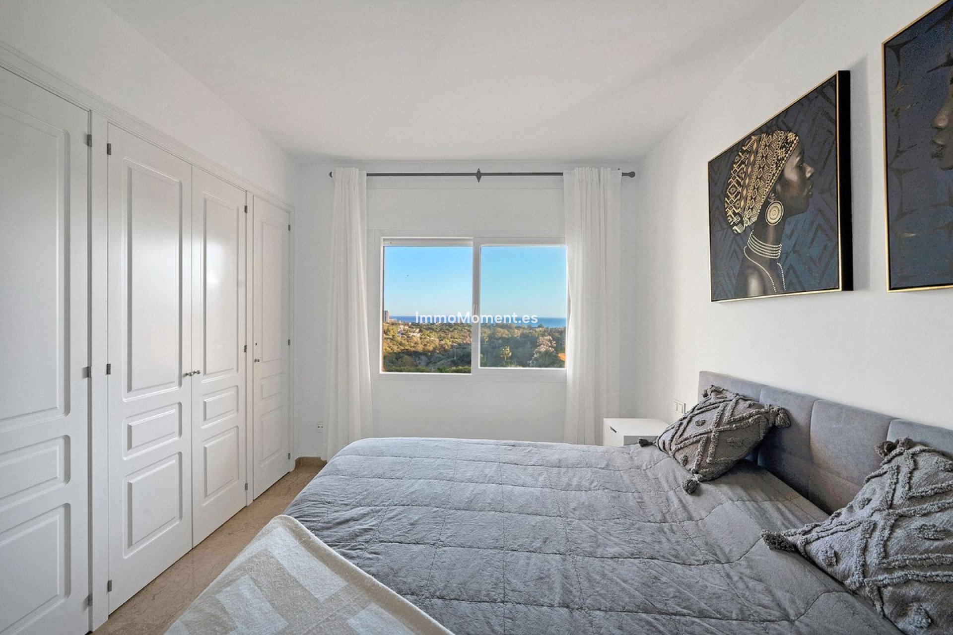 Resale - Apartment - Marbella - Elviria