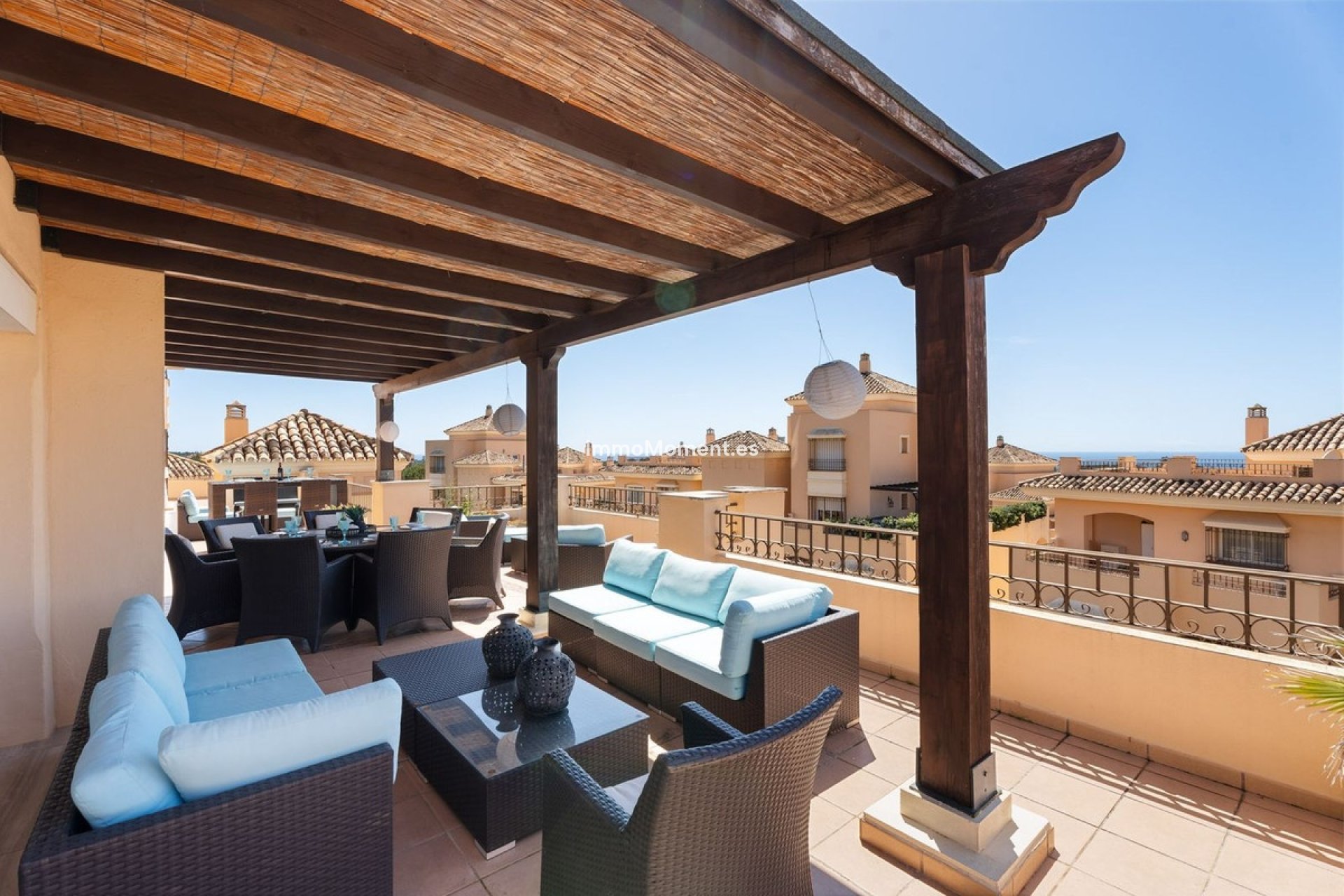 Resale - Apartment - Marbella - Elviria