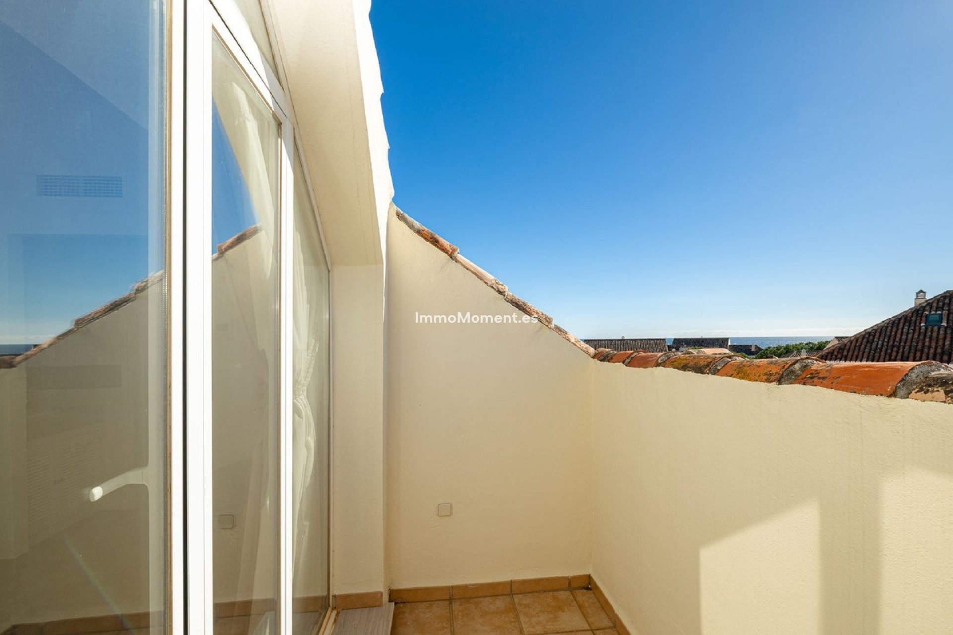 Resale - Apartment - Marbella - Elviria