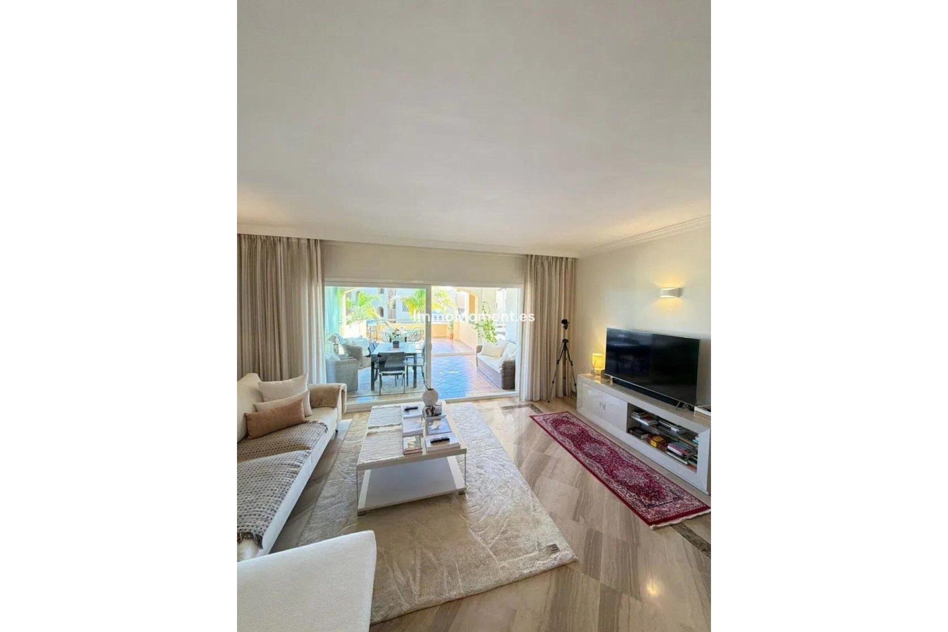 Resale - Apartment - Marbella - Elviria