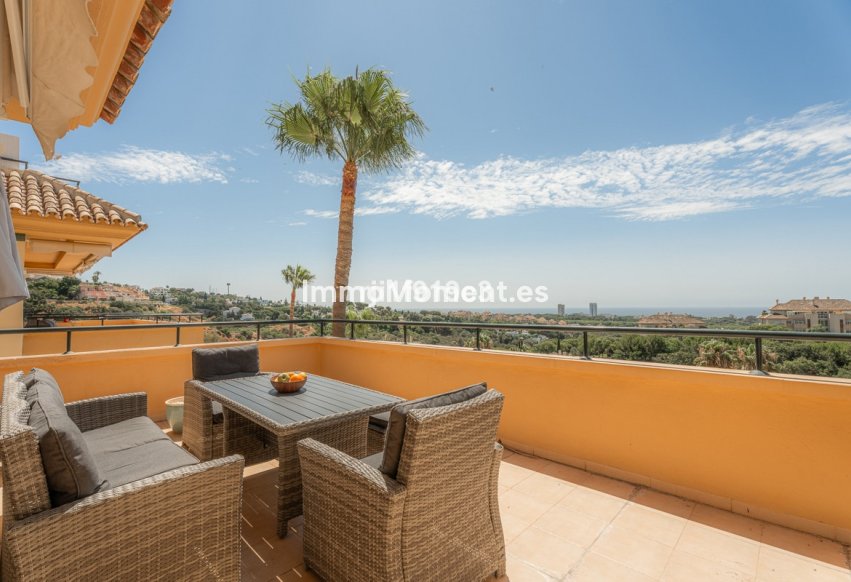 Resale - Apartment - Marbella - Elviria