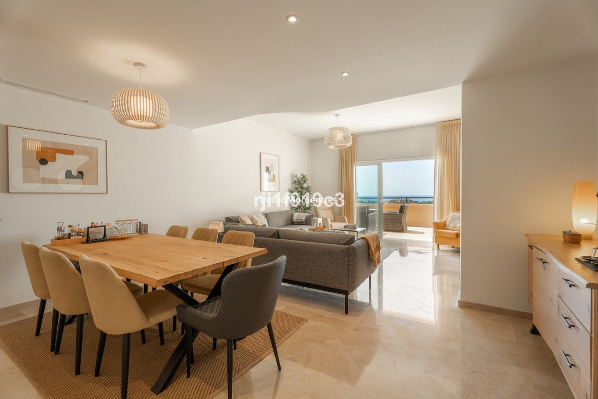 Resale - Apartment - Marbella - Elviria