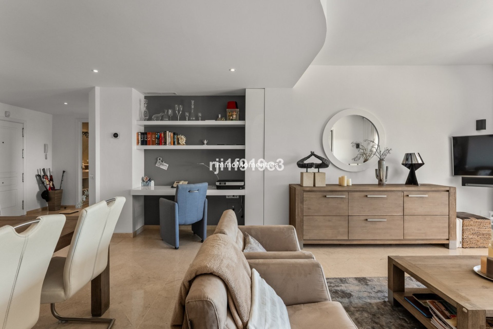 Resale - Apartment - Marbella - Elviria