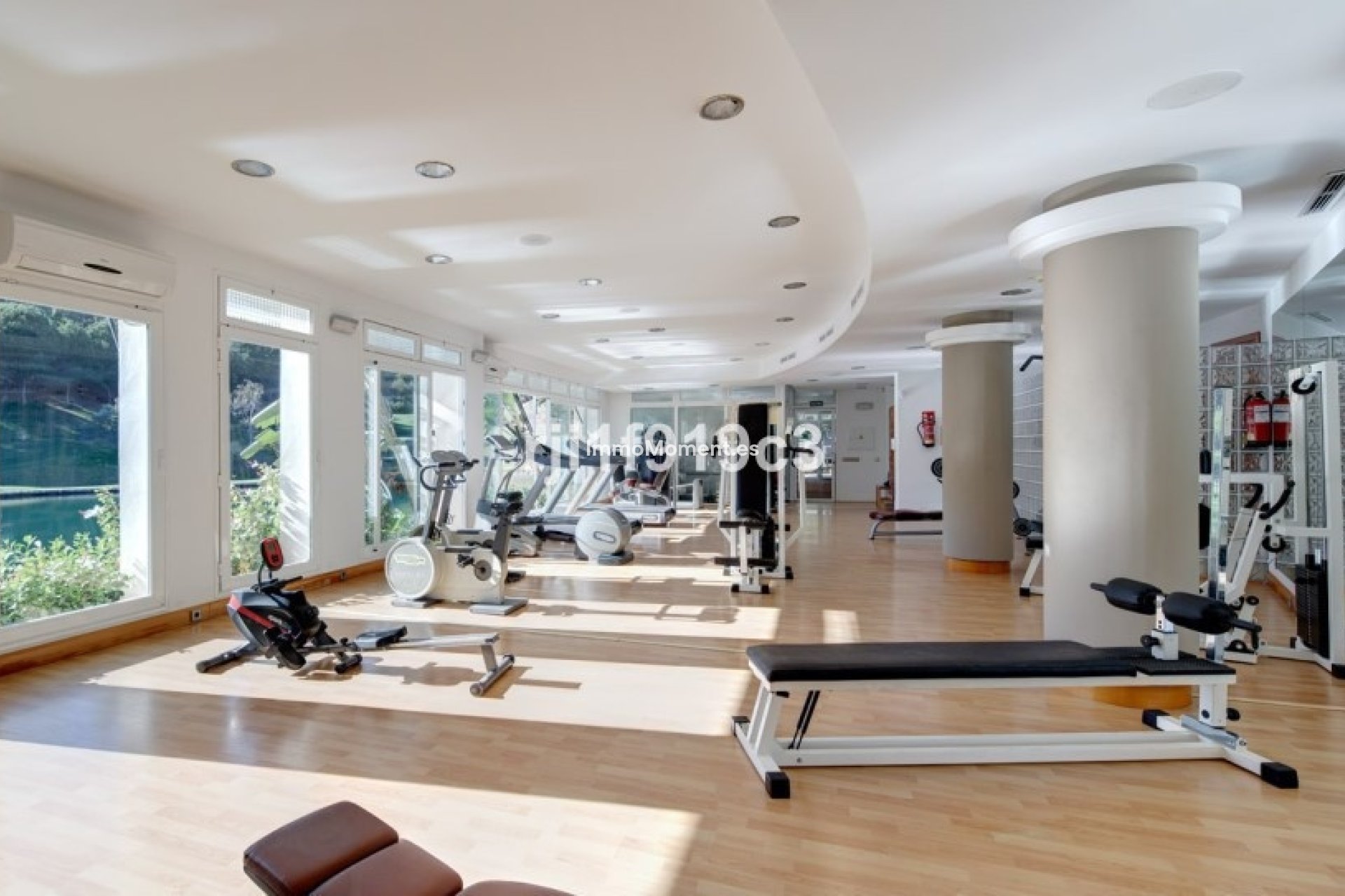 Resale - Apartment - Marbella - Elviria