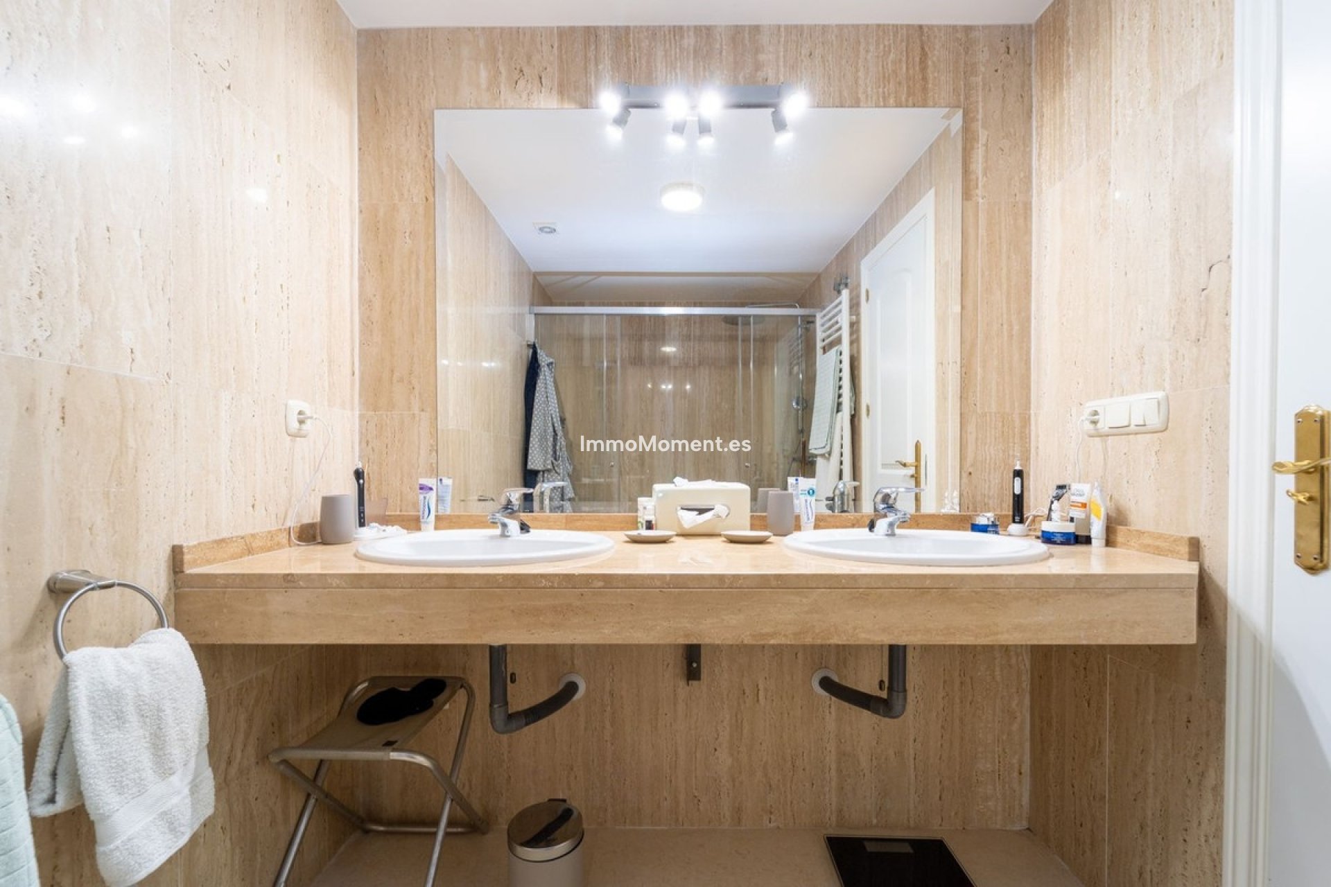 Resale - Apartment - Marbella - Elviria