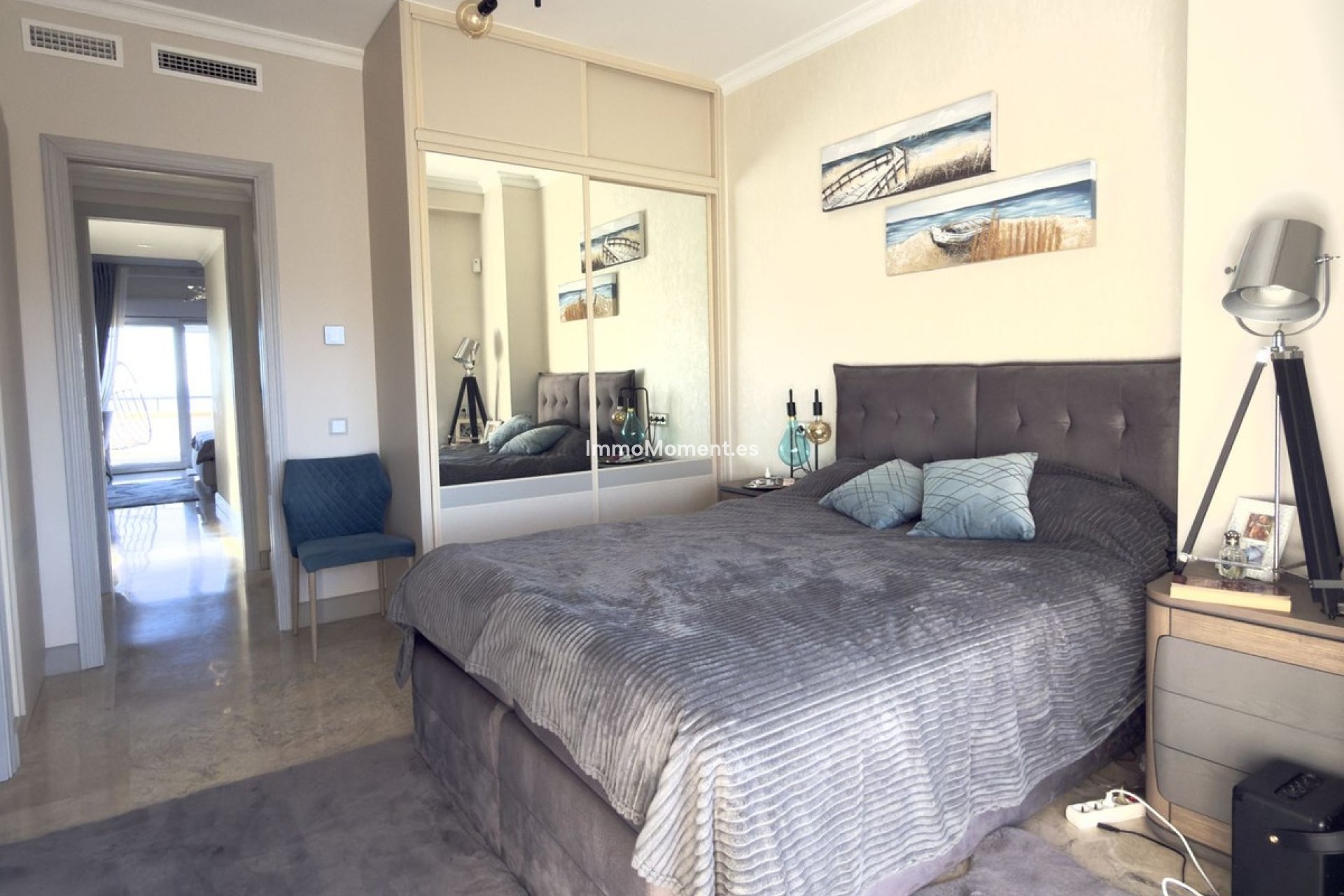 Resale - Apartment - Marbella - Elviria