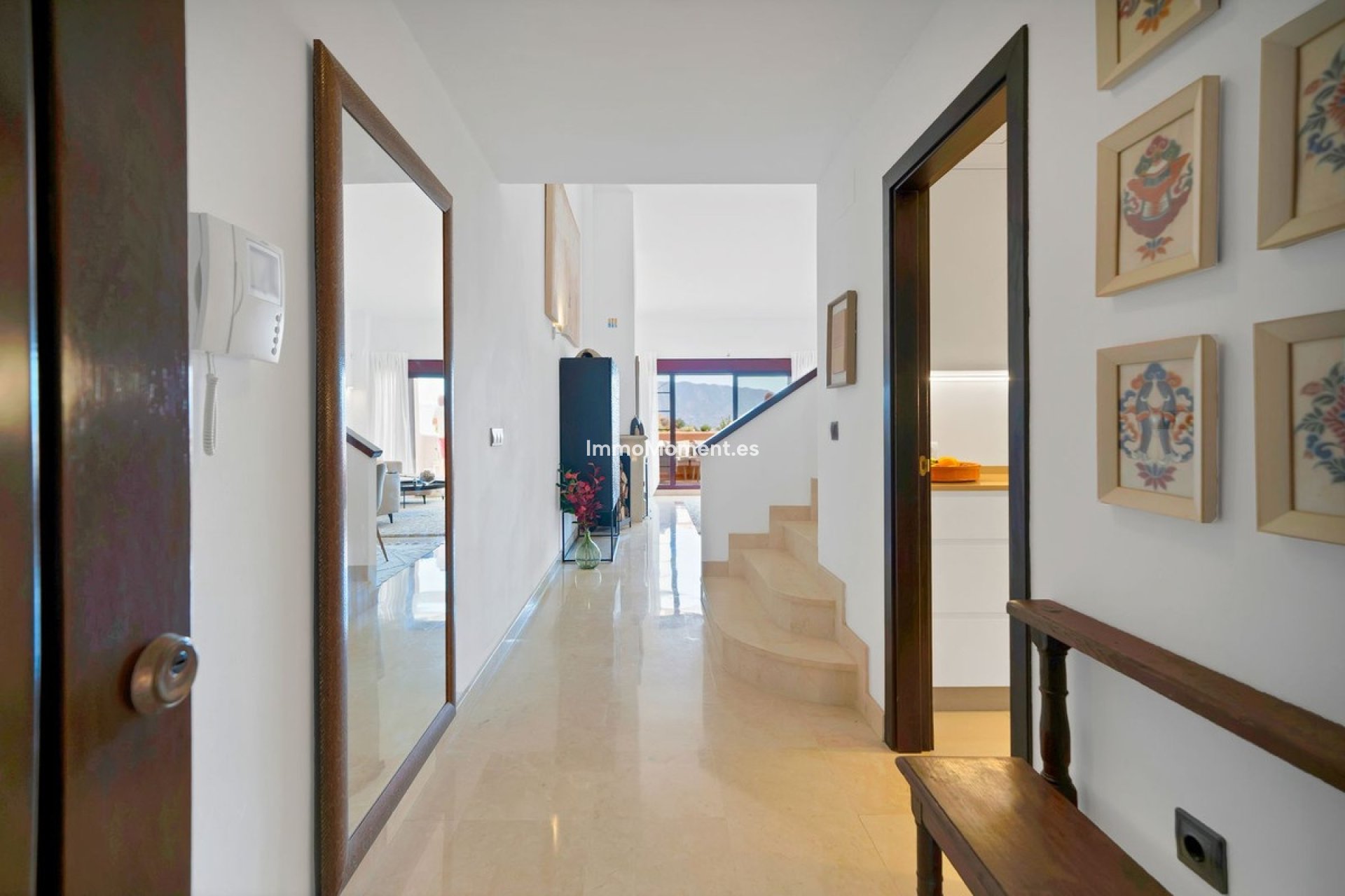 Resale - Apartment - Marbella - Elviria